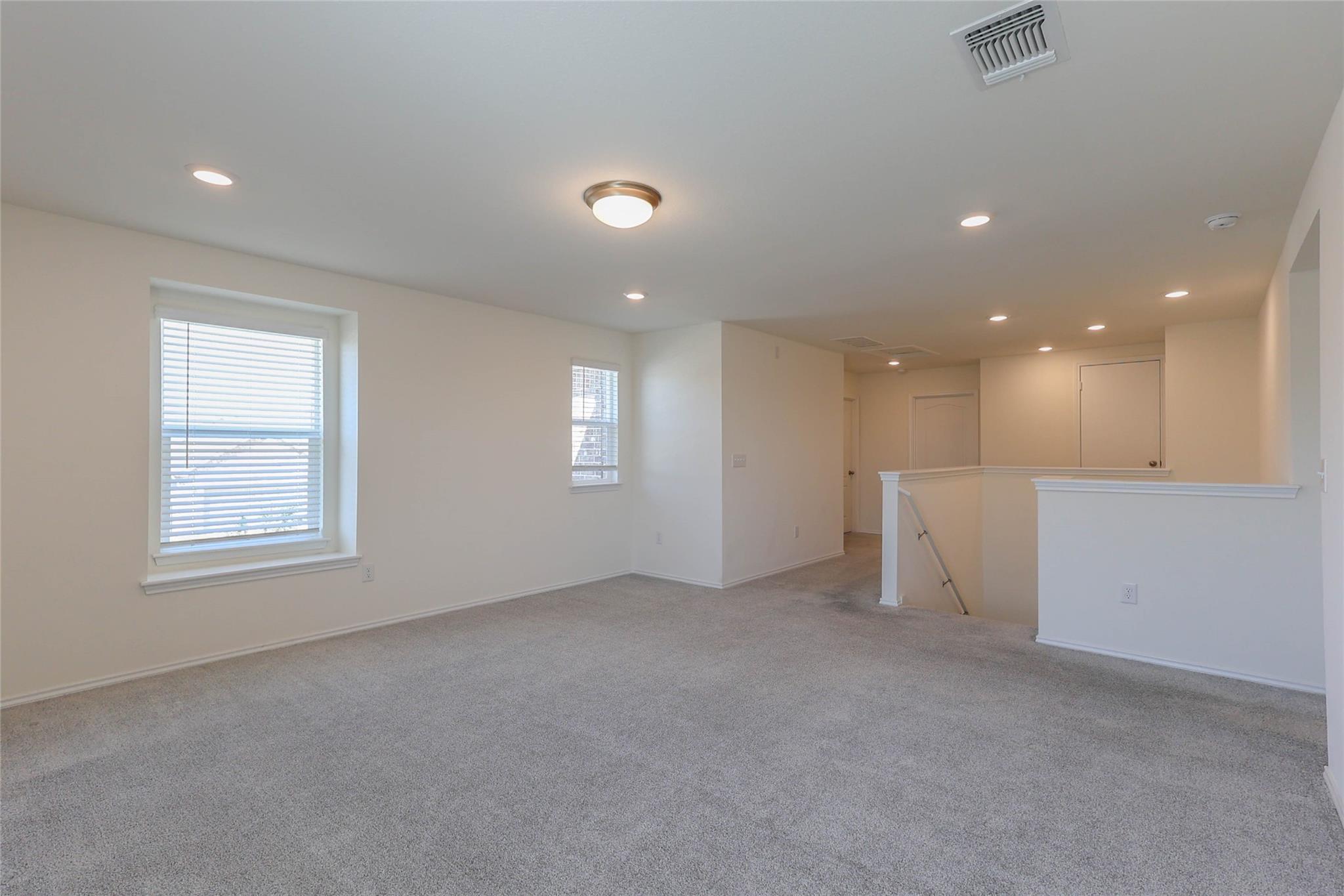 8203 Knoxville Trl, Austin, TX 78744