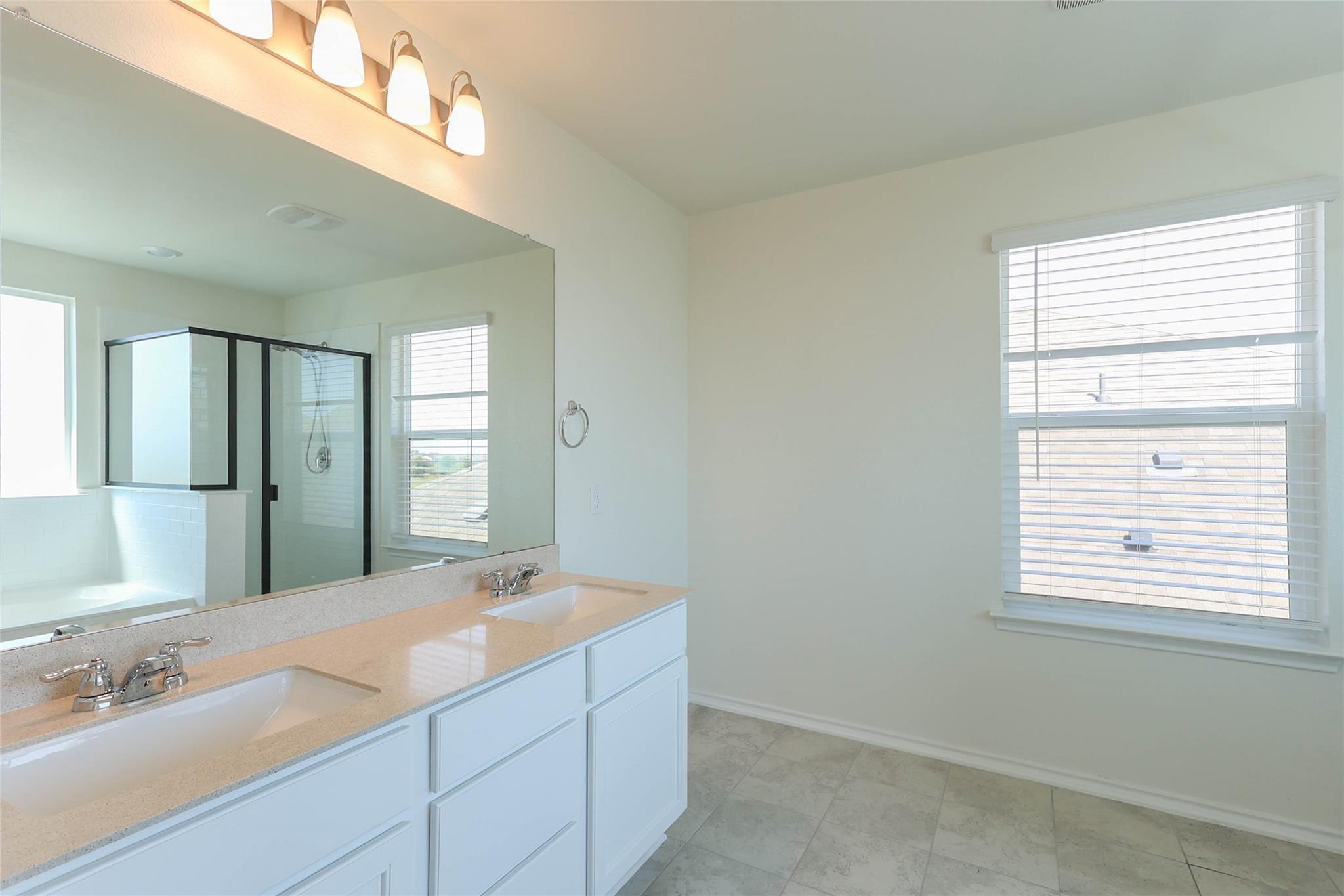 8203 Knoxville Trl, Austin, TX 78744