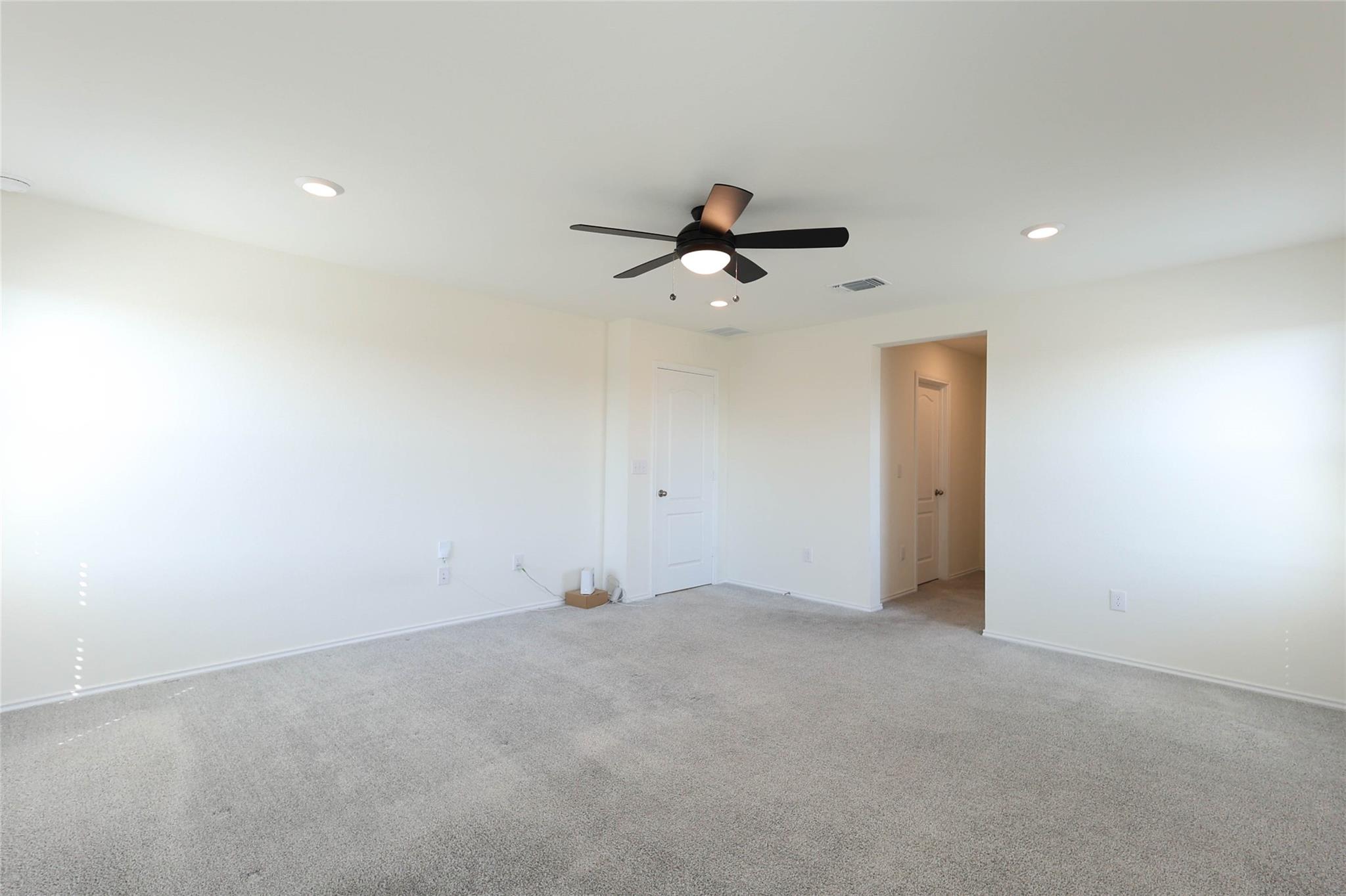 8203 Knoxville Trl, Austin, TX 78744