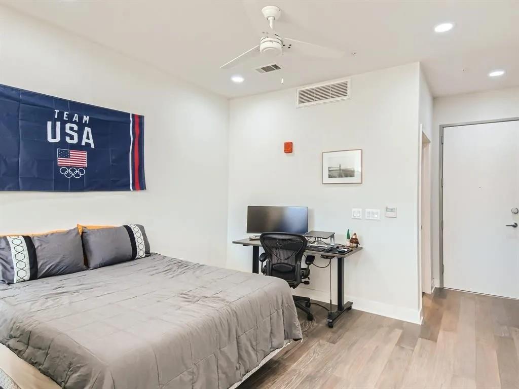 1800 E 4th St # 323, Austin, TX 78702