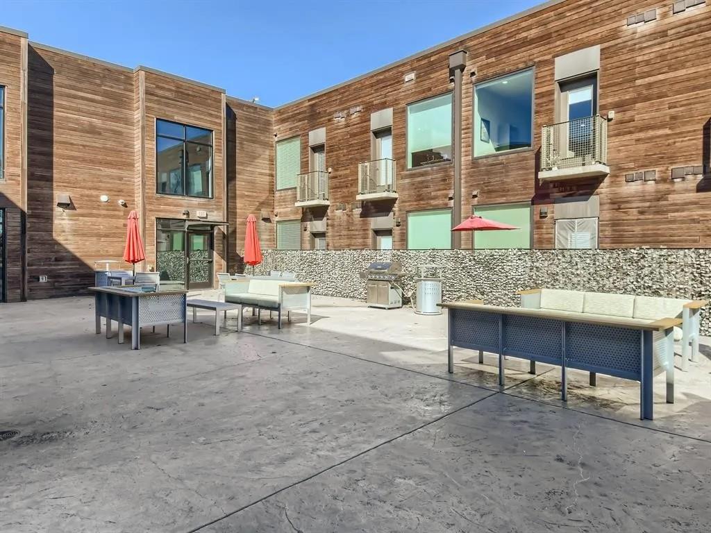 1800 E 4th St # 323, Austin, TX 78702