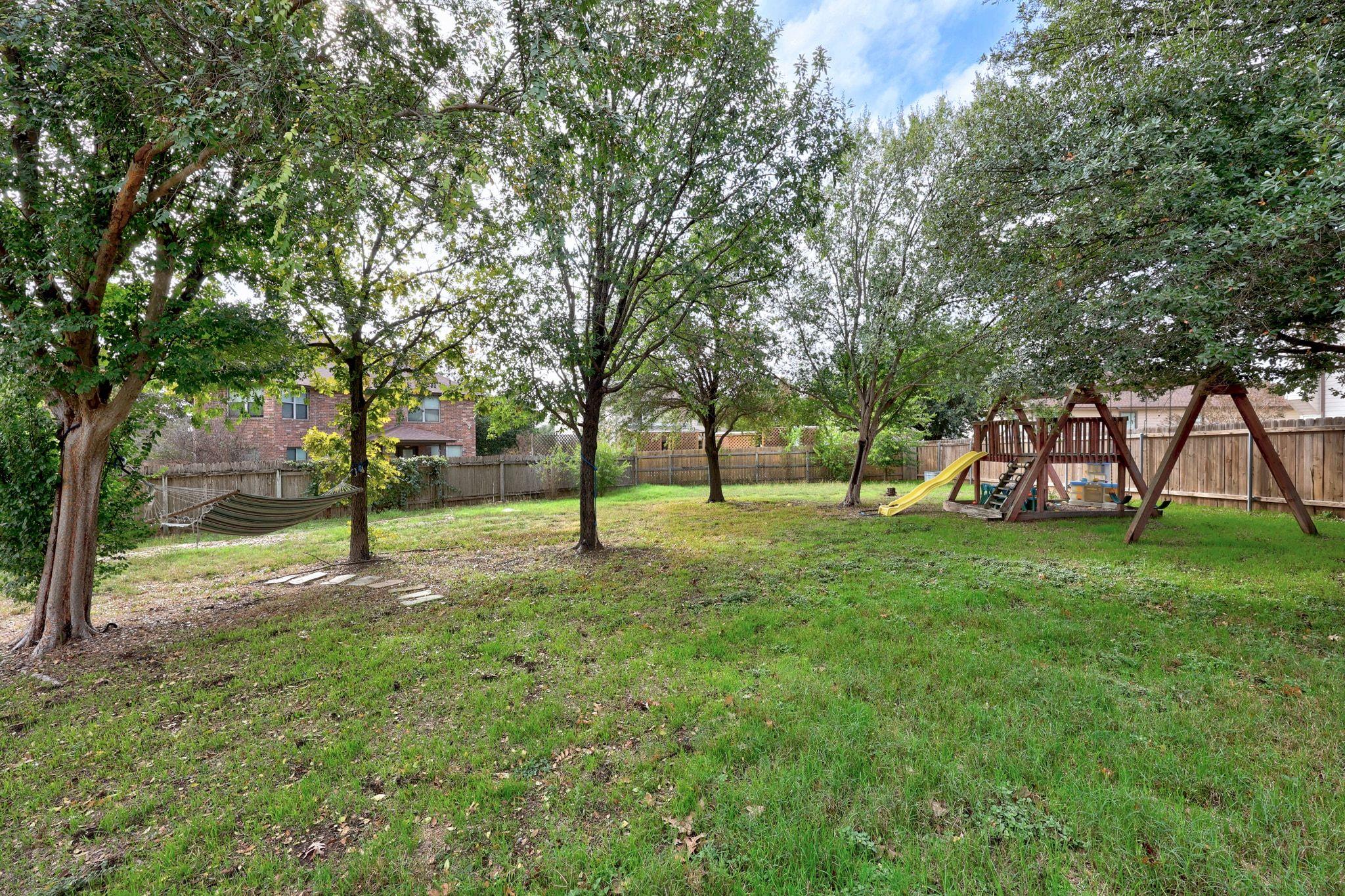 4409 Woodstock Dr, Georgetown, TX 78633