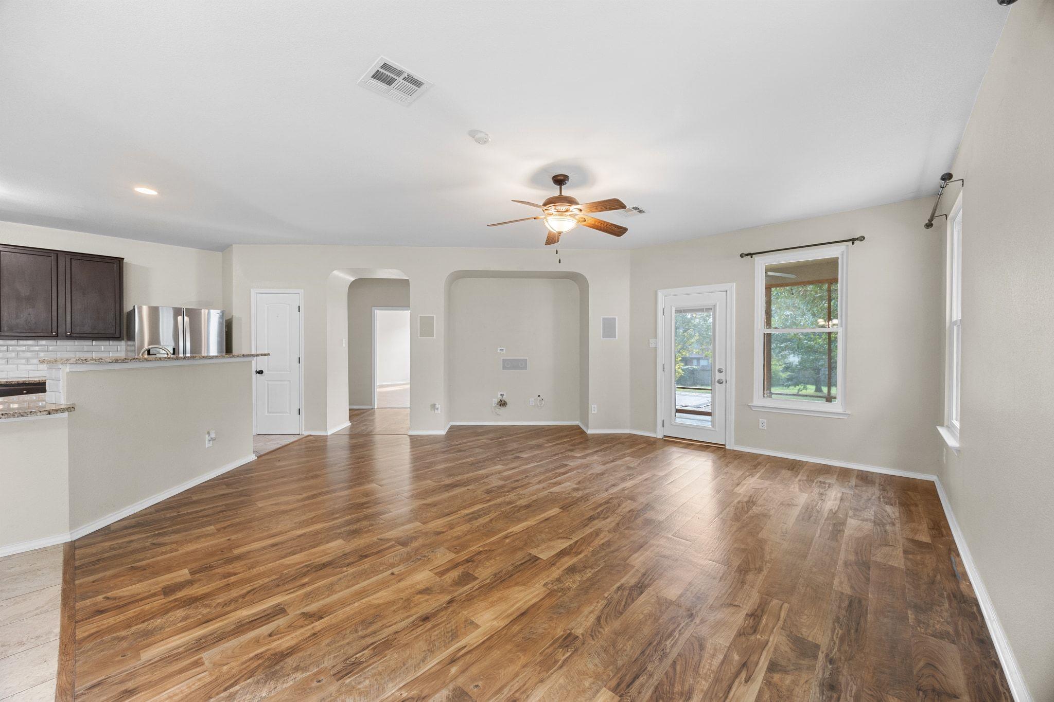 4409 Woodstock Dr, Georgetown, TX 78633