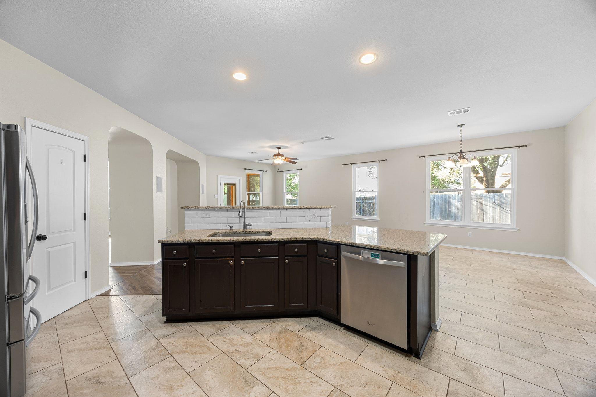 4409 Woodstock Dr, Georgetown, TX 78633