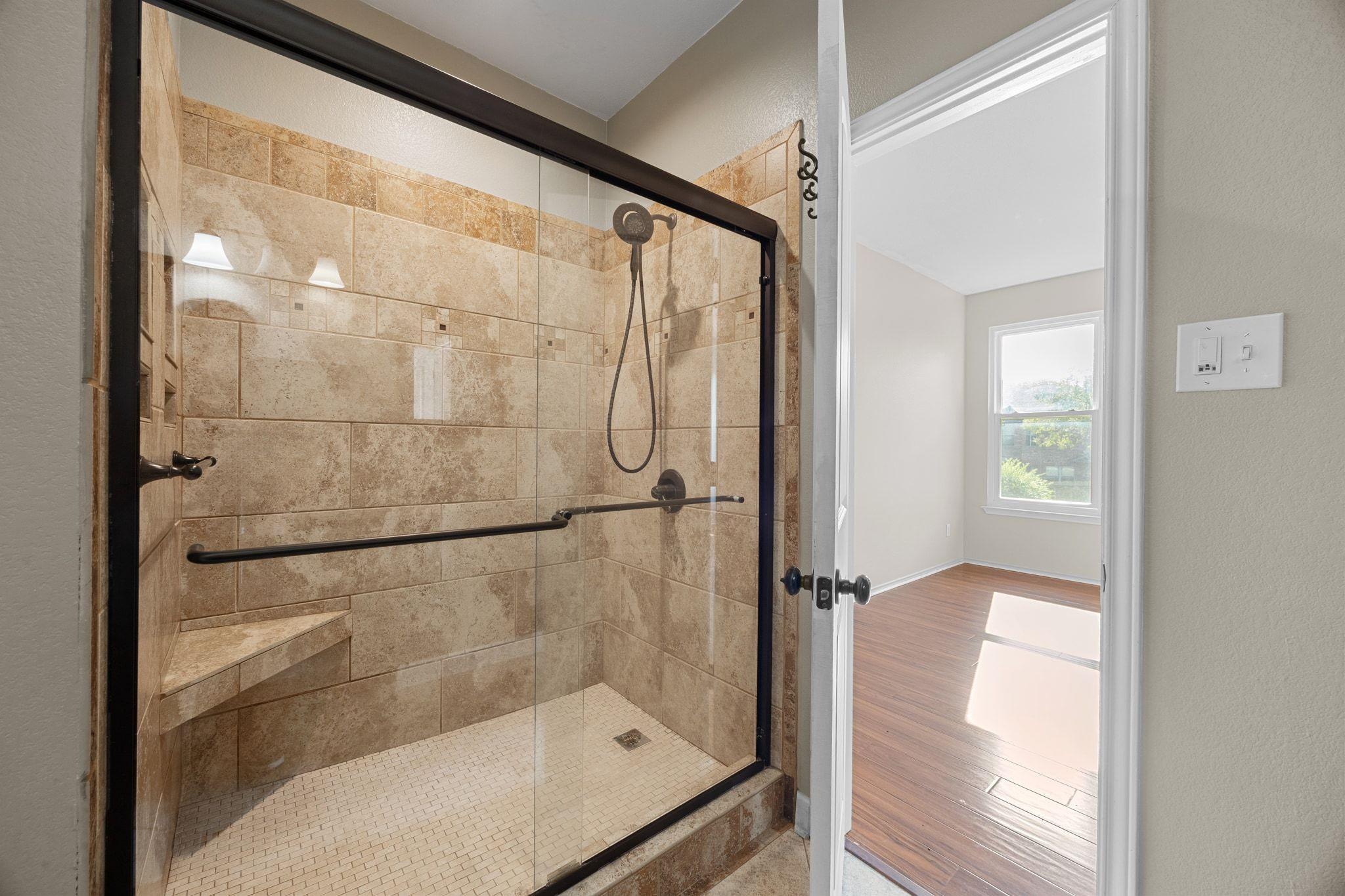 4409 Woodstock Dr, Georgetown, TX 78633