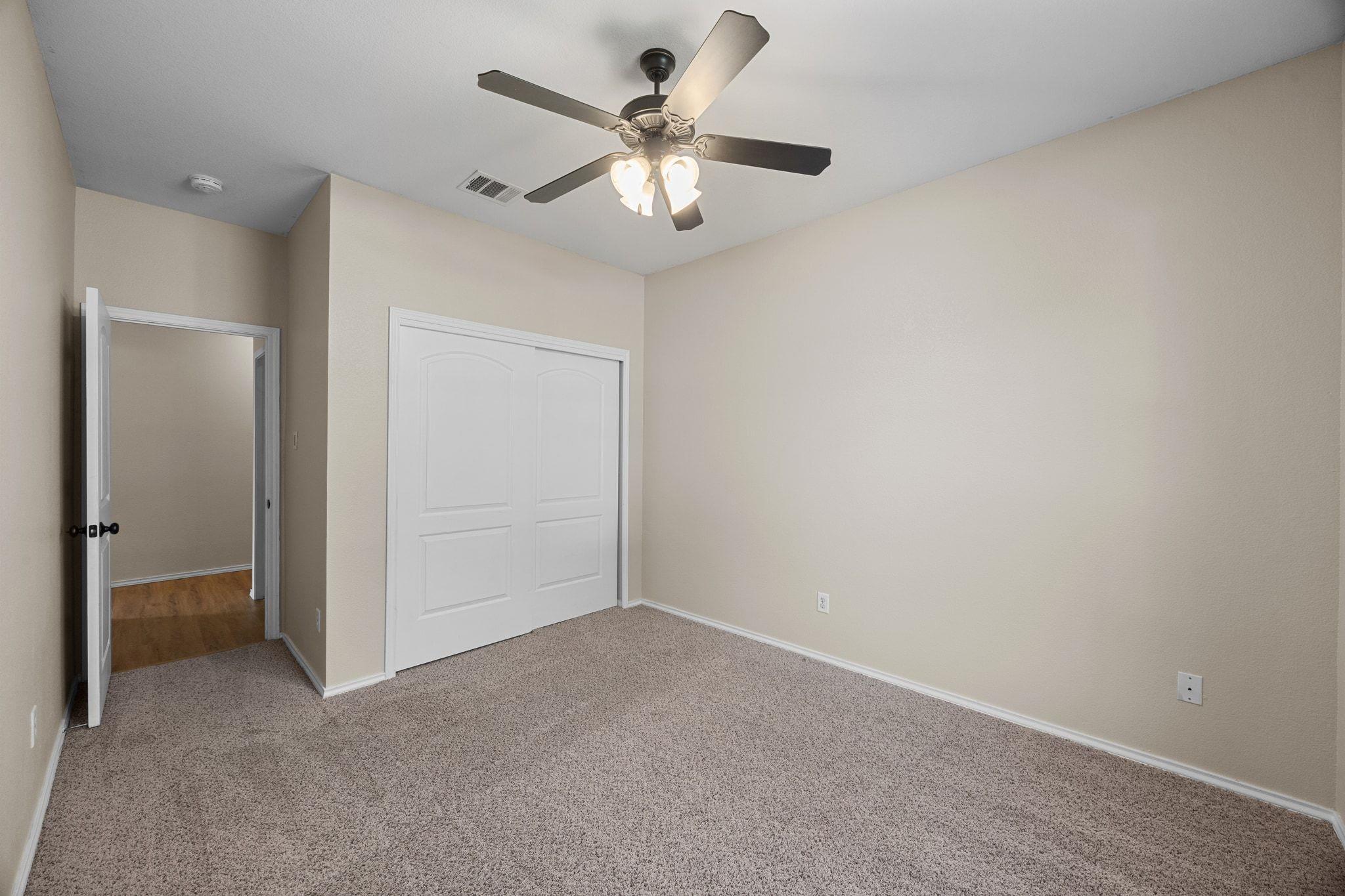 4409 Woodstock Dr, Georgetown, TX 78633