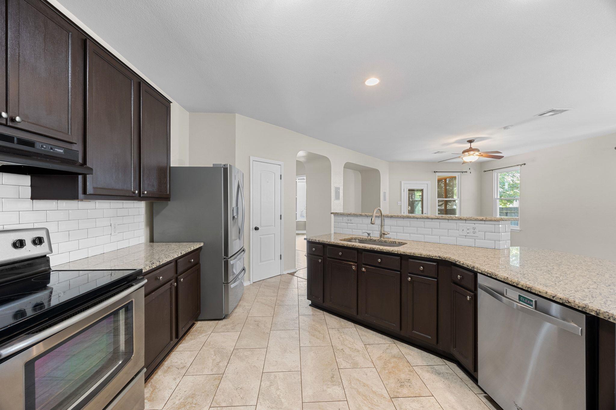 4409 Woodstock Dr, Georgetown, TX 78633