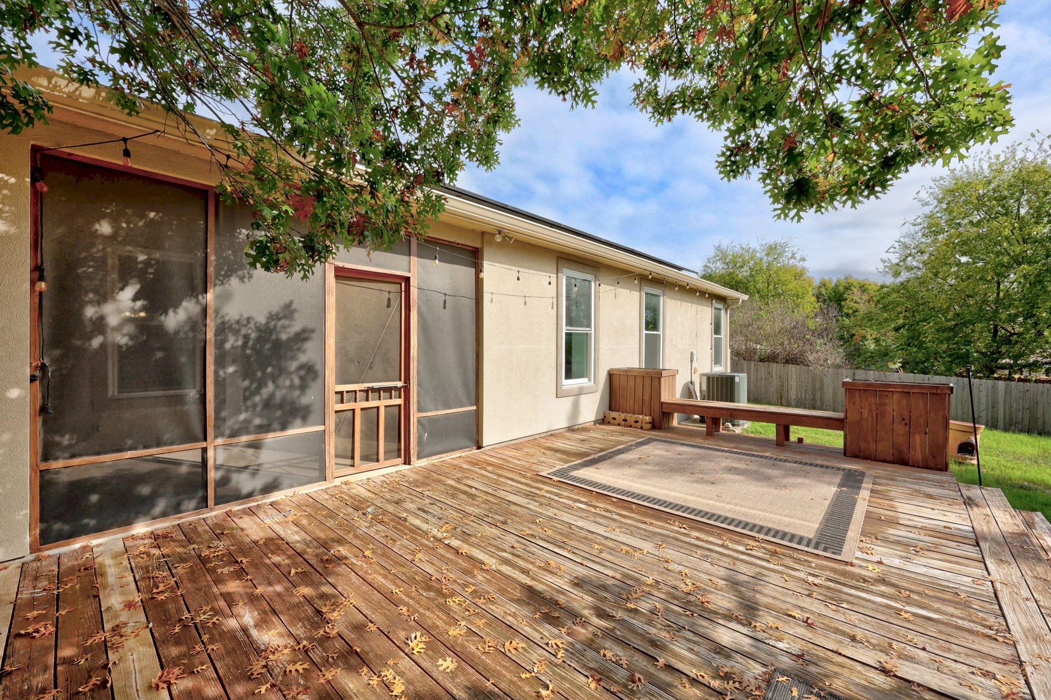 4409 Woodstock Dr, Georgetown, TX 78633