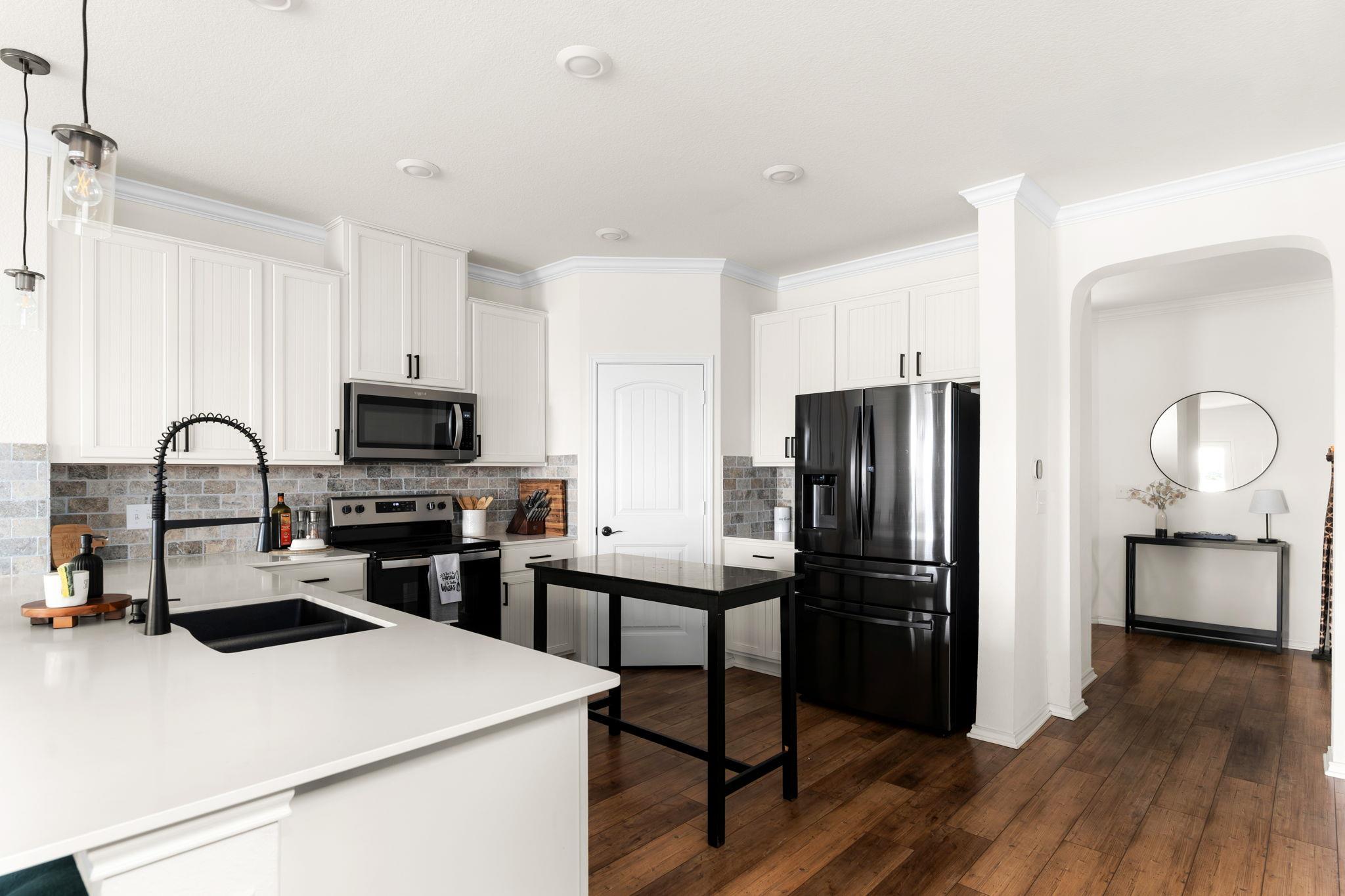 7810 Song Sparrow Dr # 2, Austin, TX 78744