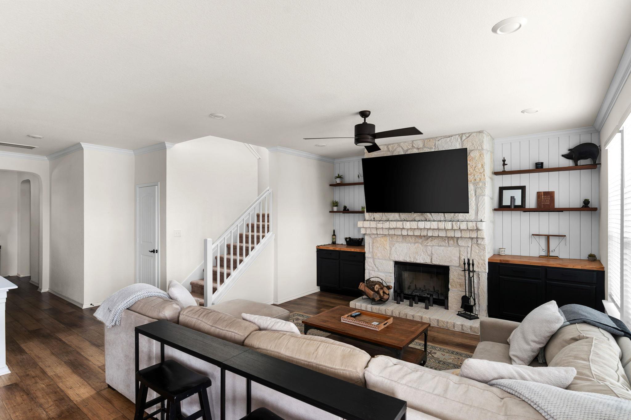 7810 Song Sparrow Dr # 2, Austin, TX 78744