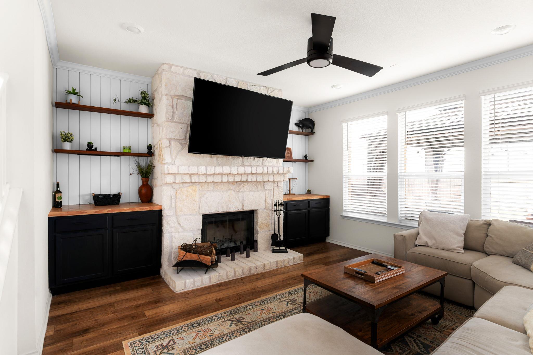 7810 Song Sparrow Dr # 2, Austin, TX 78744