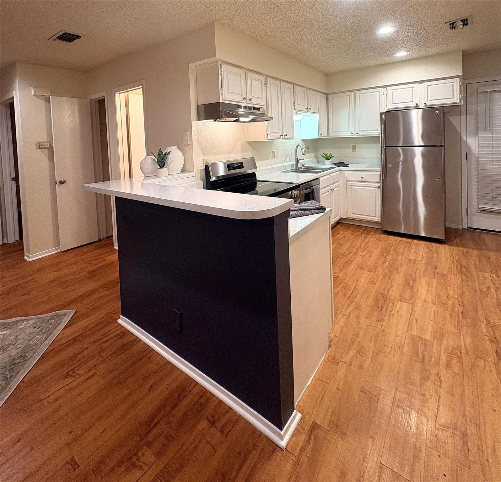 503 Algerita Dr # B, Georgetown, TX 78628