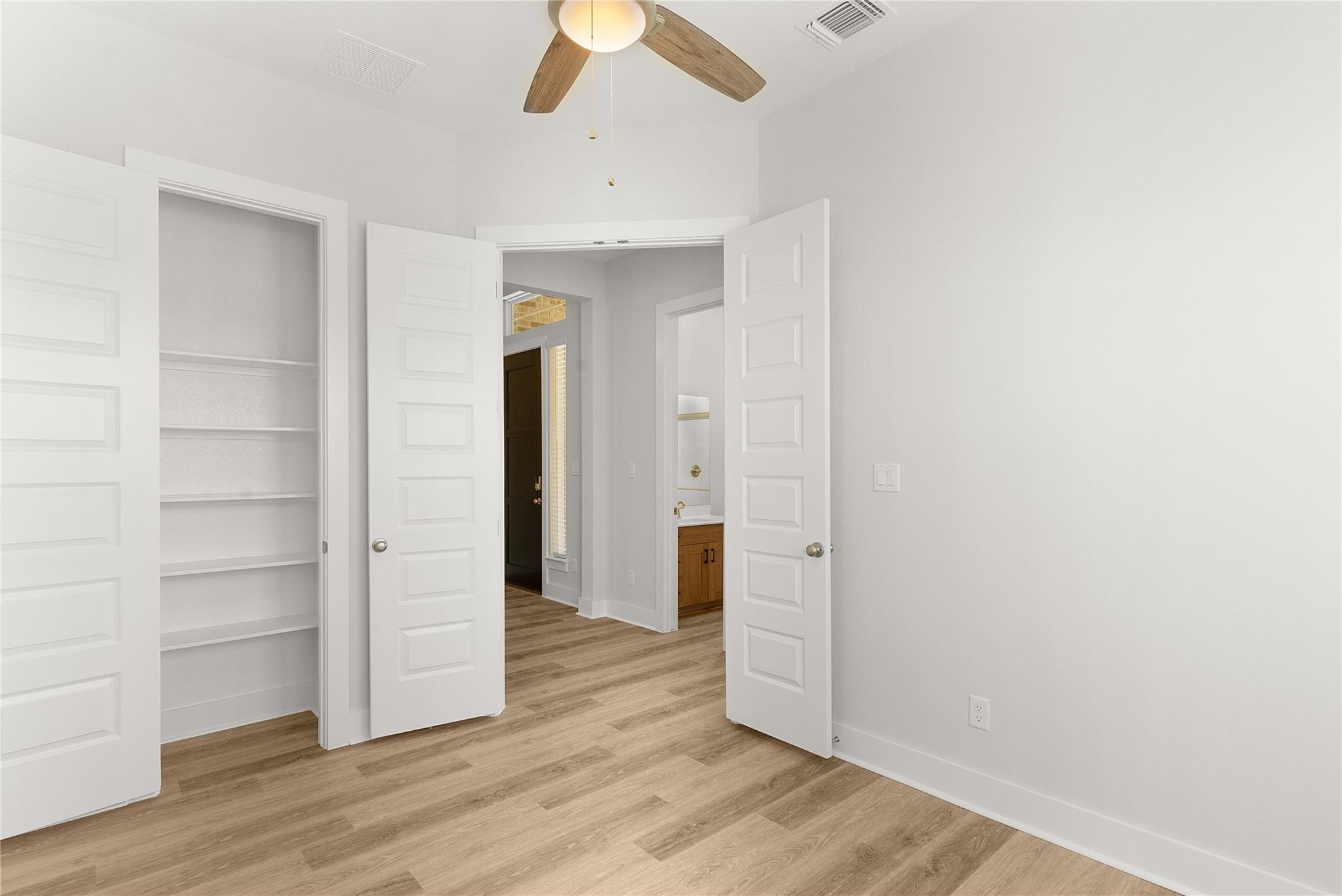 1013 Rollingwood Trl, Georgetown, TX 78633