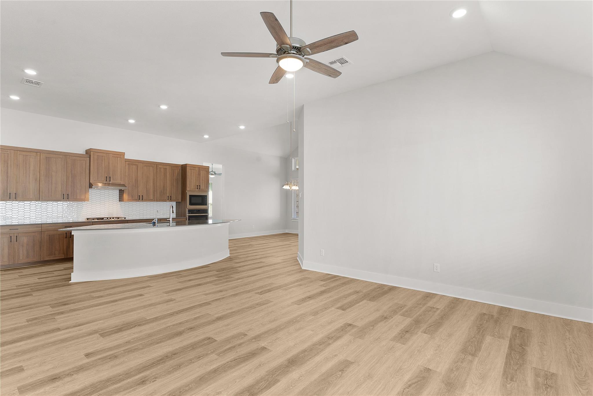 1013 Rollingwood Trl, Georgetown, TX 78633