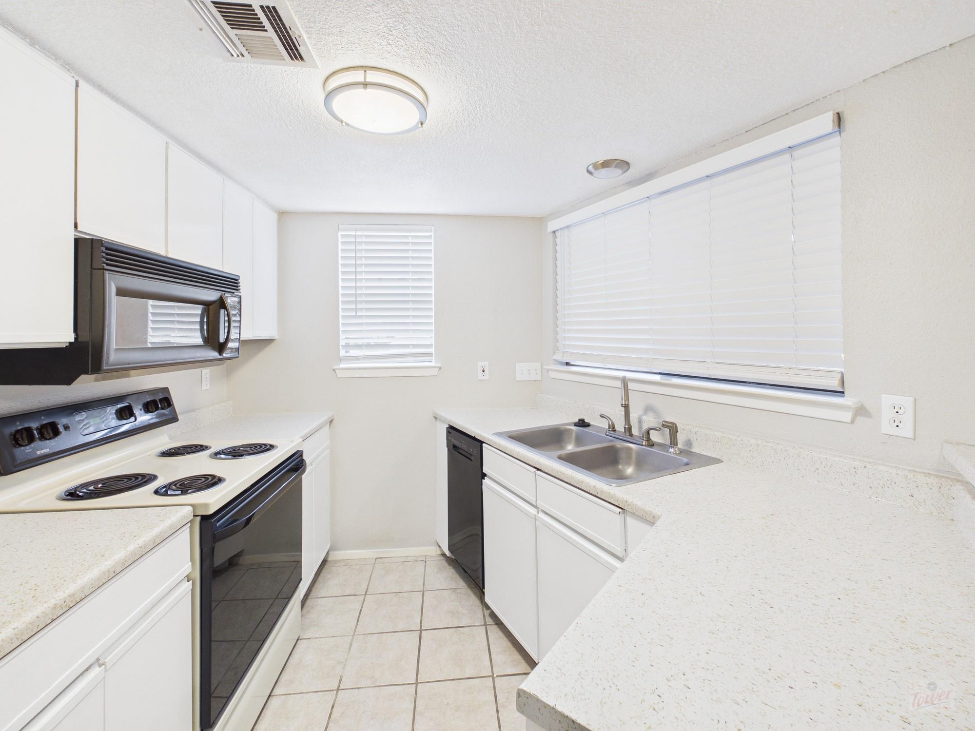 2500 Burleson Rd # 206, Austin, TX 78741