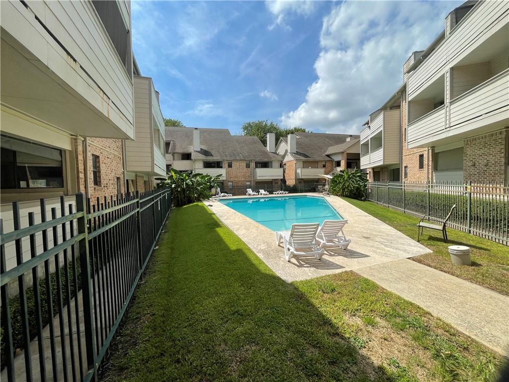 2500 Burleson Rd # 206, Austin, TX 78741