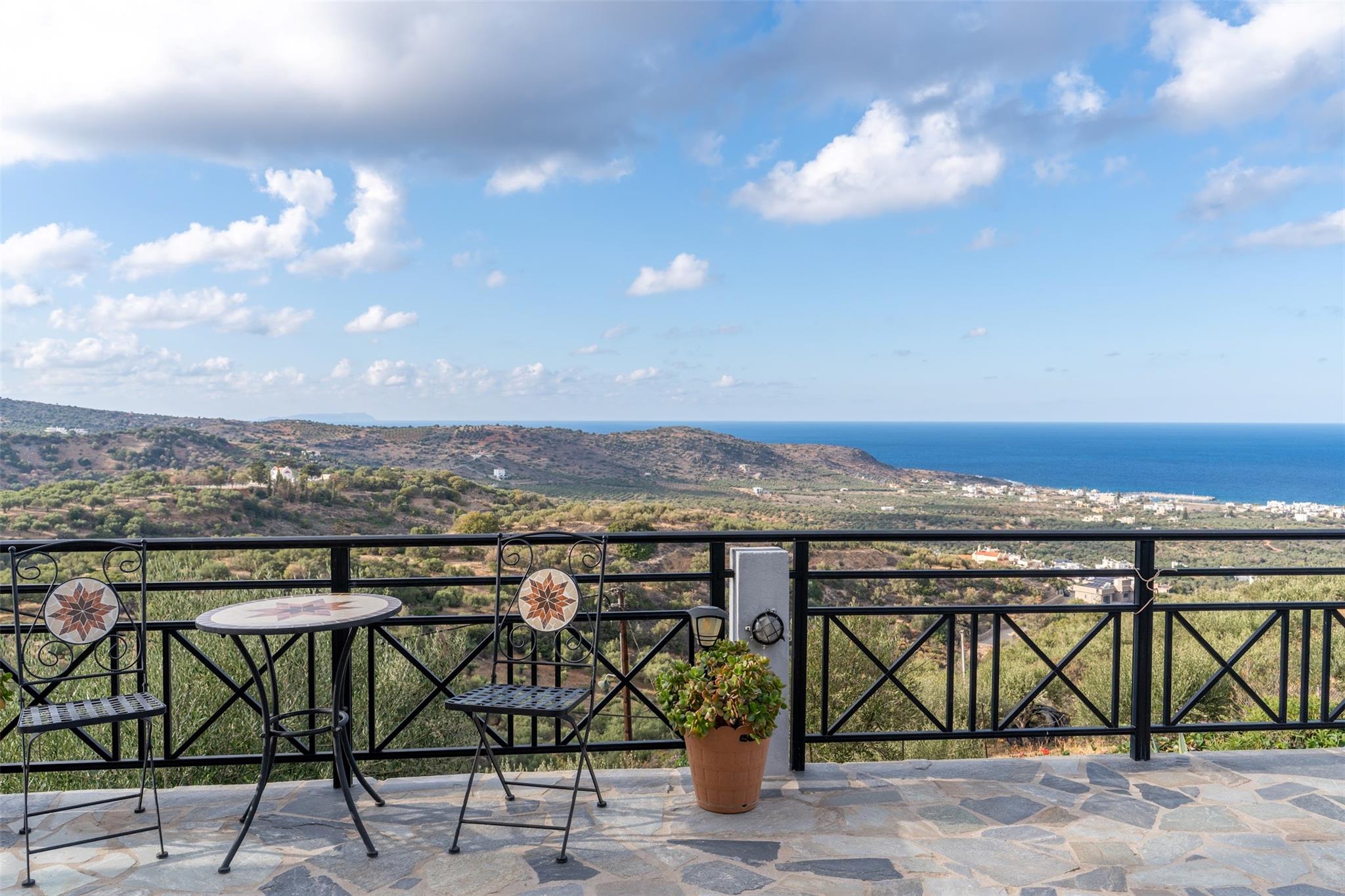 0 Villa Iliothea, Out of State 72400