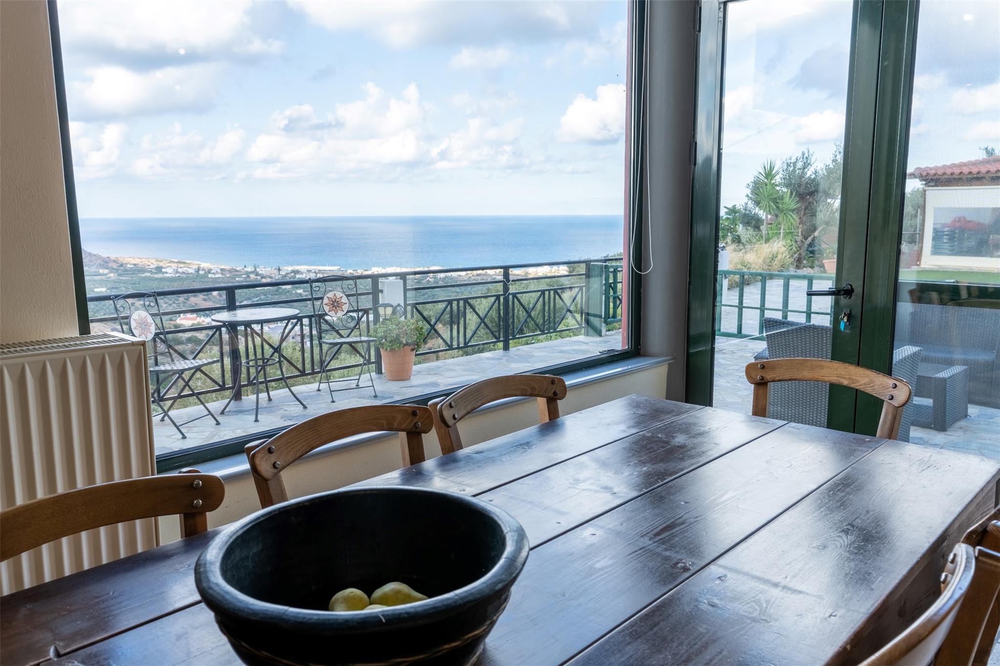 0 Villa Iliothea, Out of State 72400