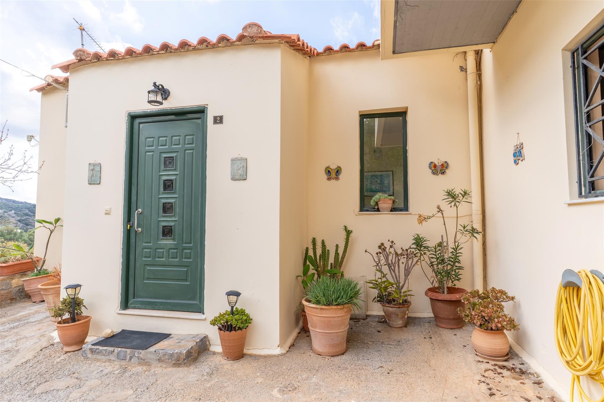 0 Villa Iliothea, Out of State 00000