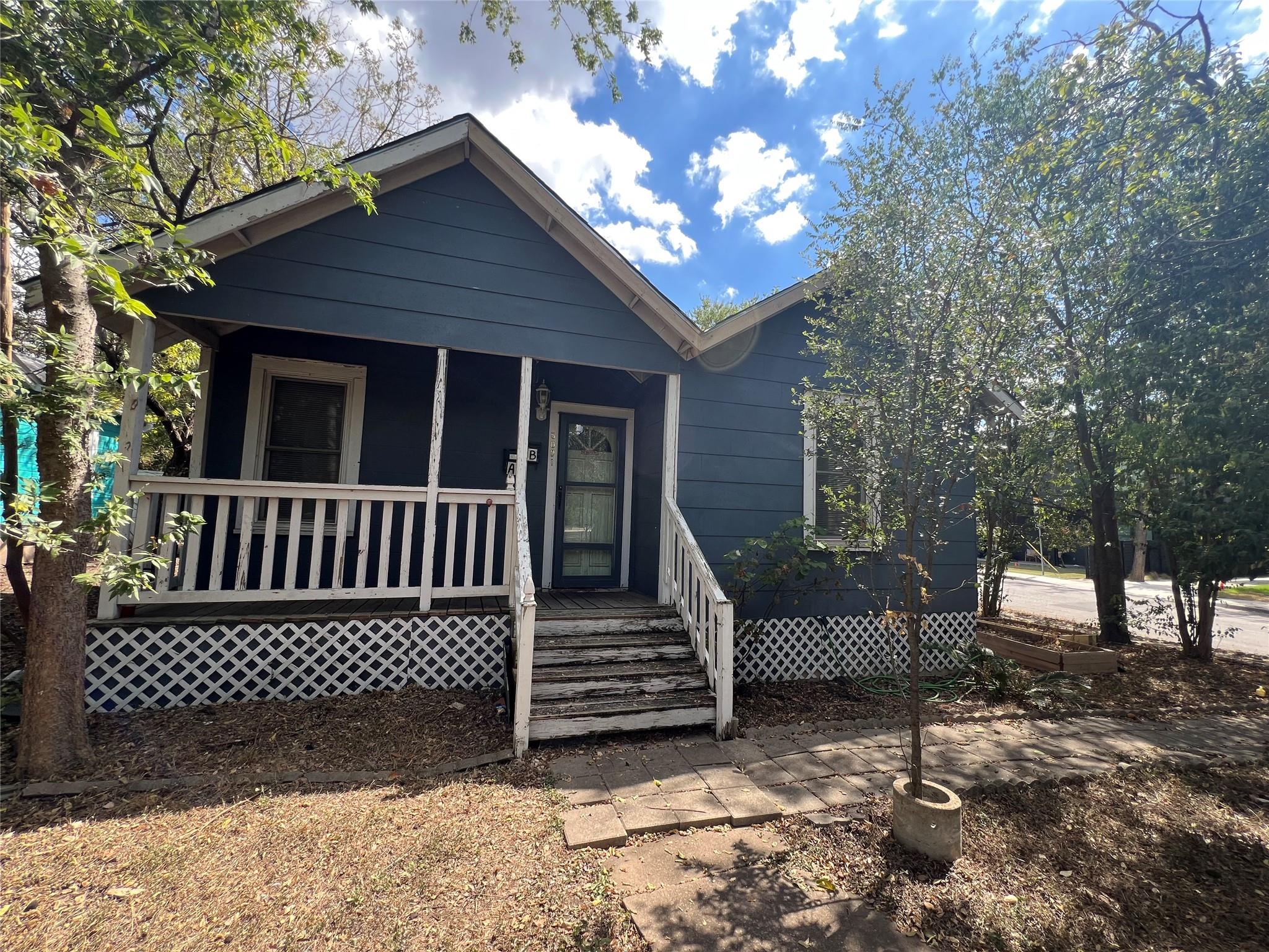 5001 Duval St # A, Austin, TX 78751