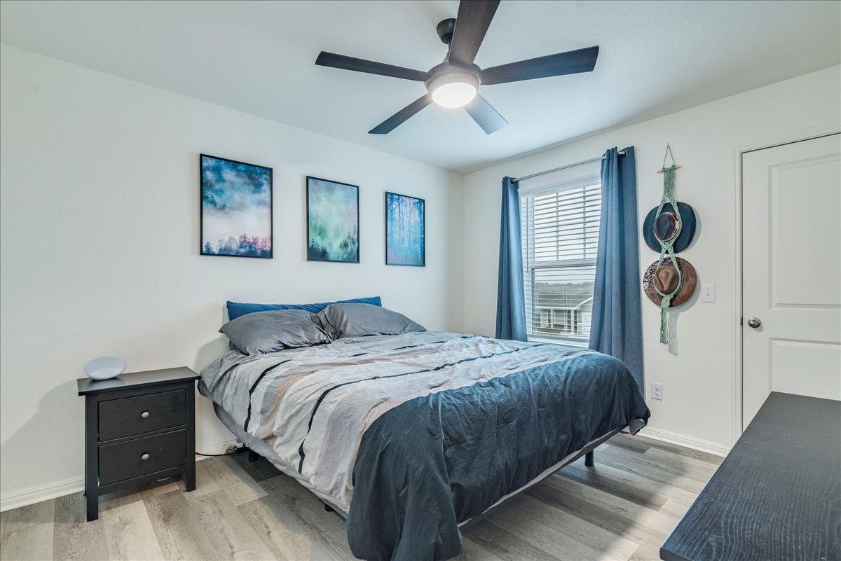 217 Seneca Loop, Kyle, TX 78640