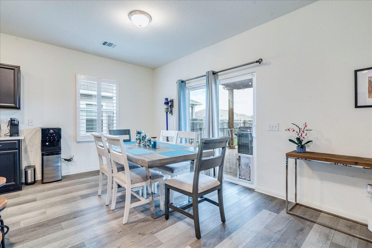 217 Seneca Loop, Kyle, TX 78640