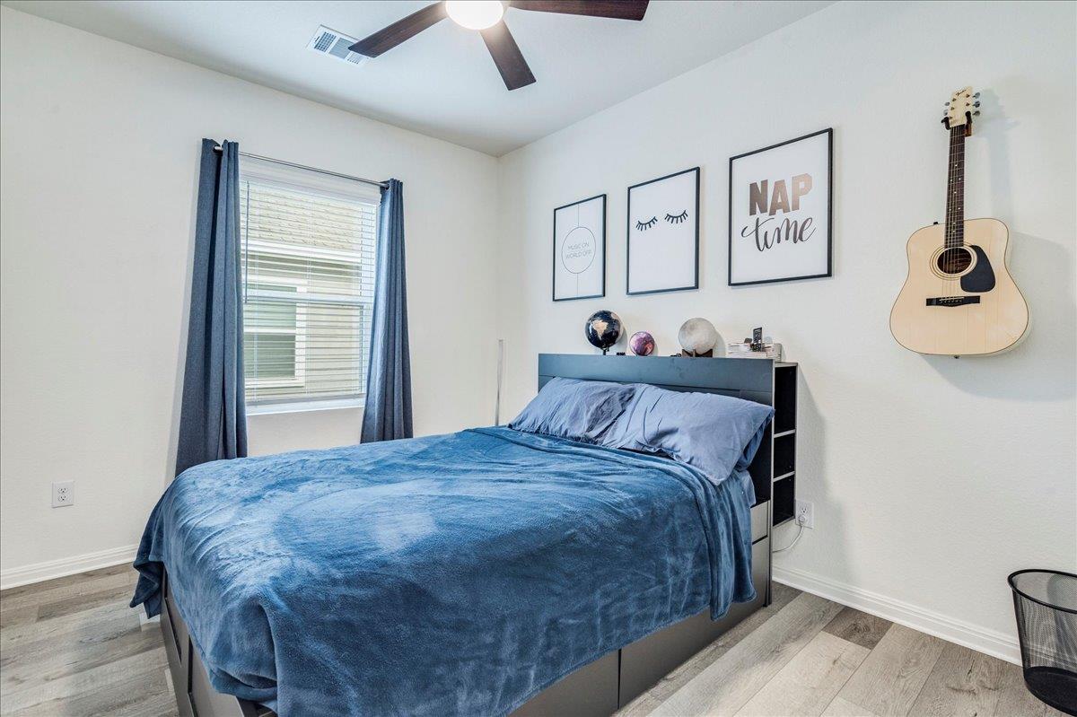 217 Seneca Loop, Kyle, TX 78640