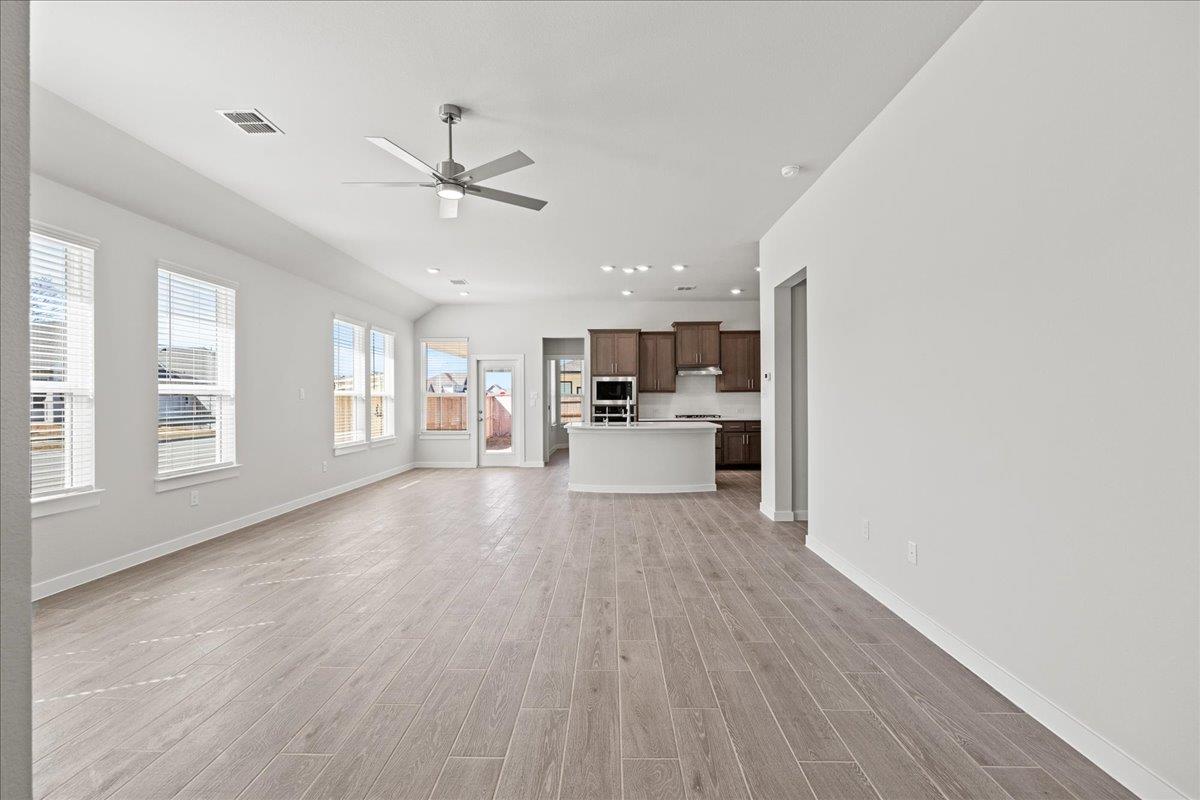 162 Paul Pena Dr, San Marcos, TX 78666