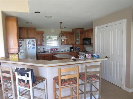 220 W Lakecrest Dr, Bluffton, TX 78607