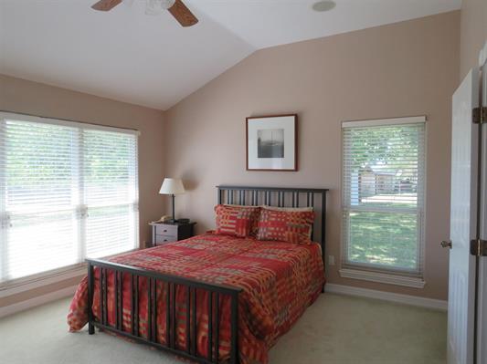 220 W Lakecrest Dr, Bluffton, TX 78607