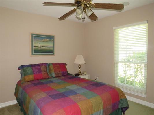 220 W Lakecrest Dr, Bluffton, TX 78607