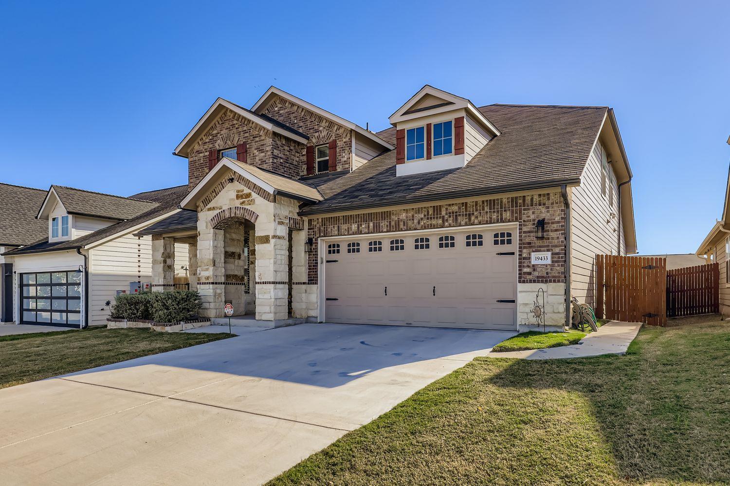 19433 Colgin Dr, Pflugerville, TX 78660