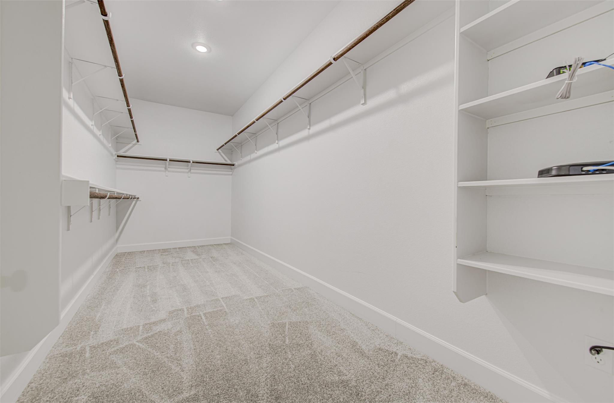 316 Buffalo Ridge Dr, Manchaca, TX 78652