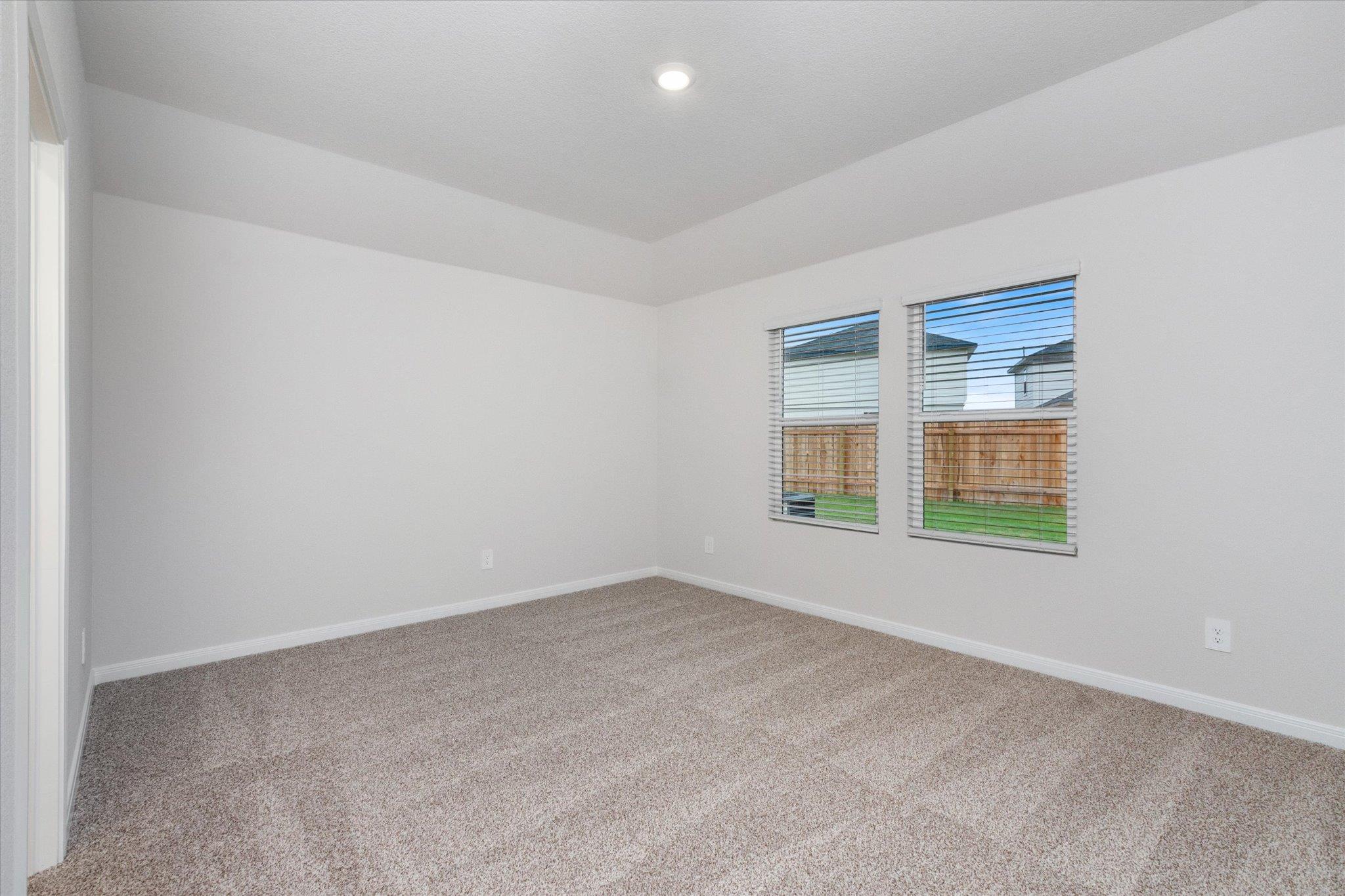 108 Raymondville Path, San Marcos, TX 78666