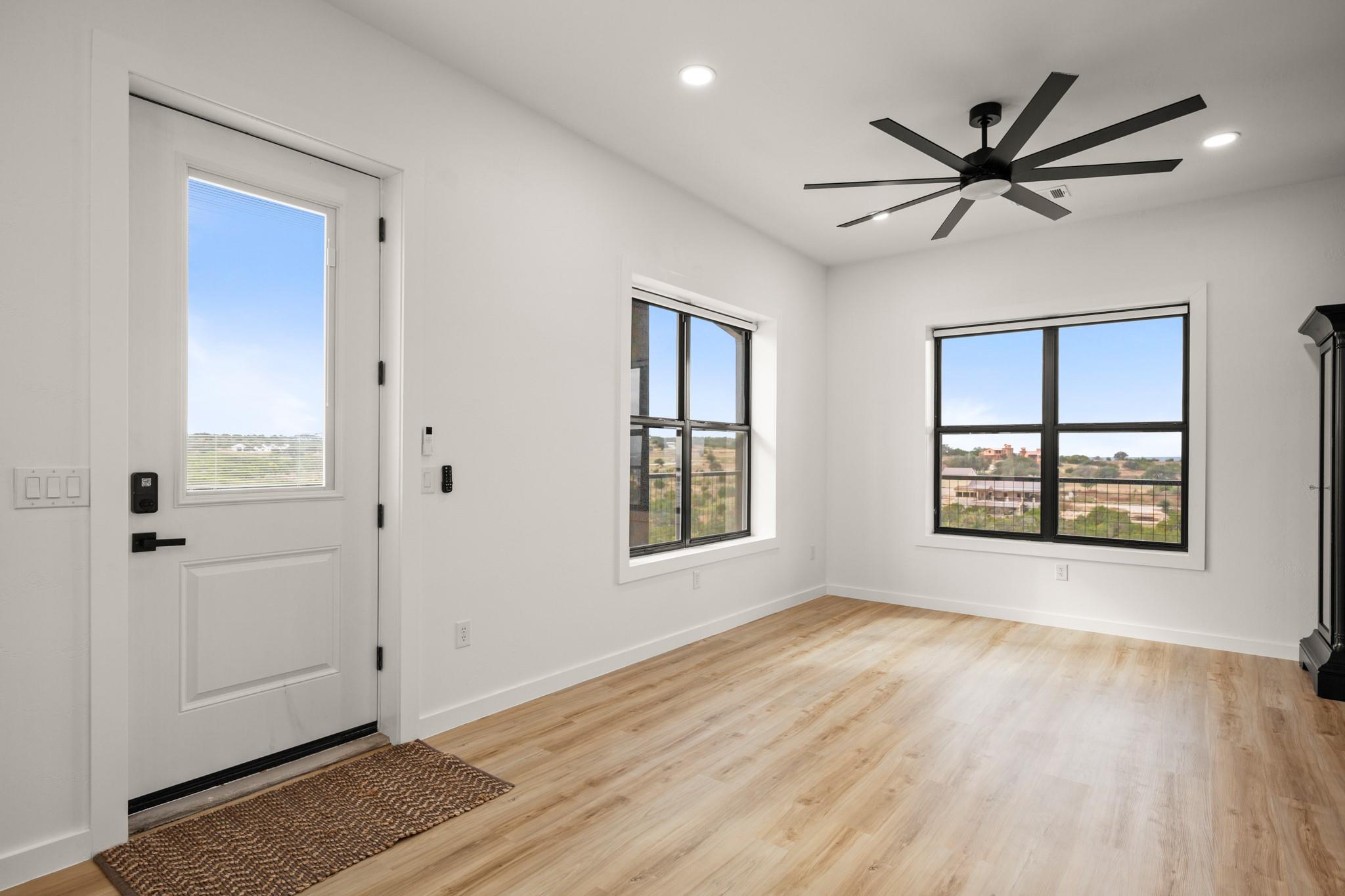 430 Cedar Mountain Dr, Marble Falls, TX 78654