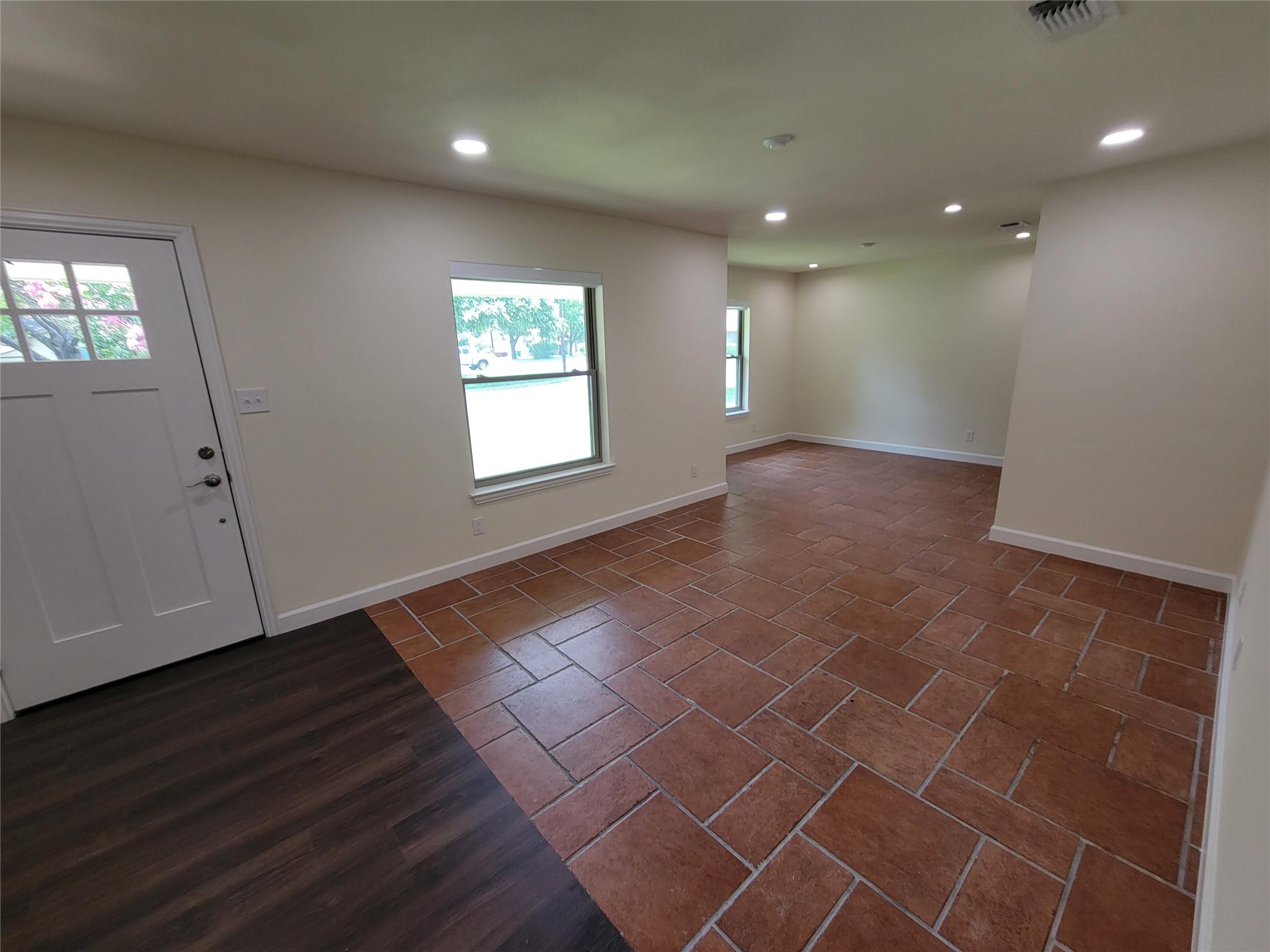 8709 Donna Gail Dr, Austin, TX 78757