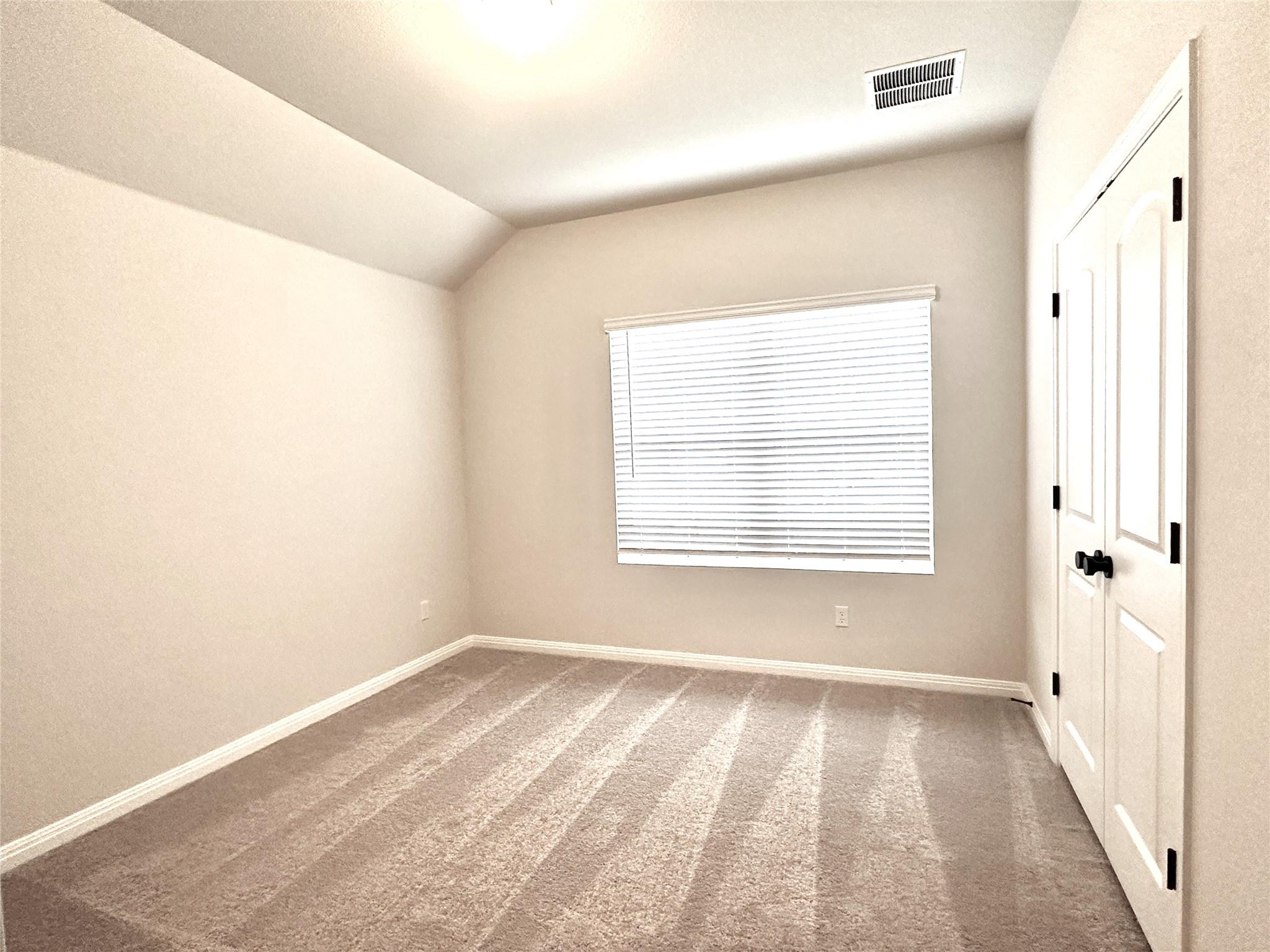 141 Rita Blanca Bnd, Bastrop, TX 78602