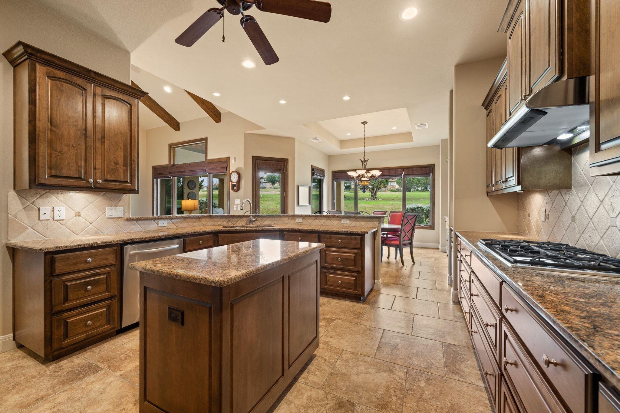 14 Borello Dr # 14, Austin, TX 78738