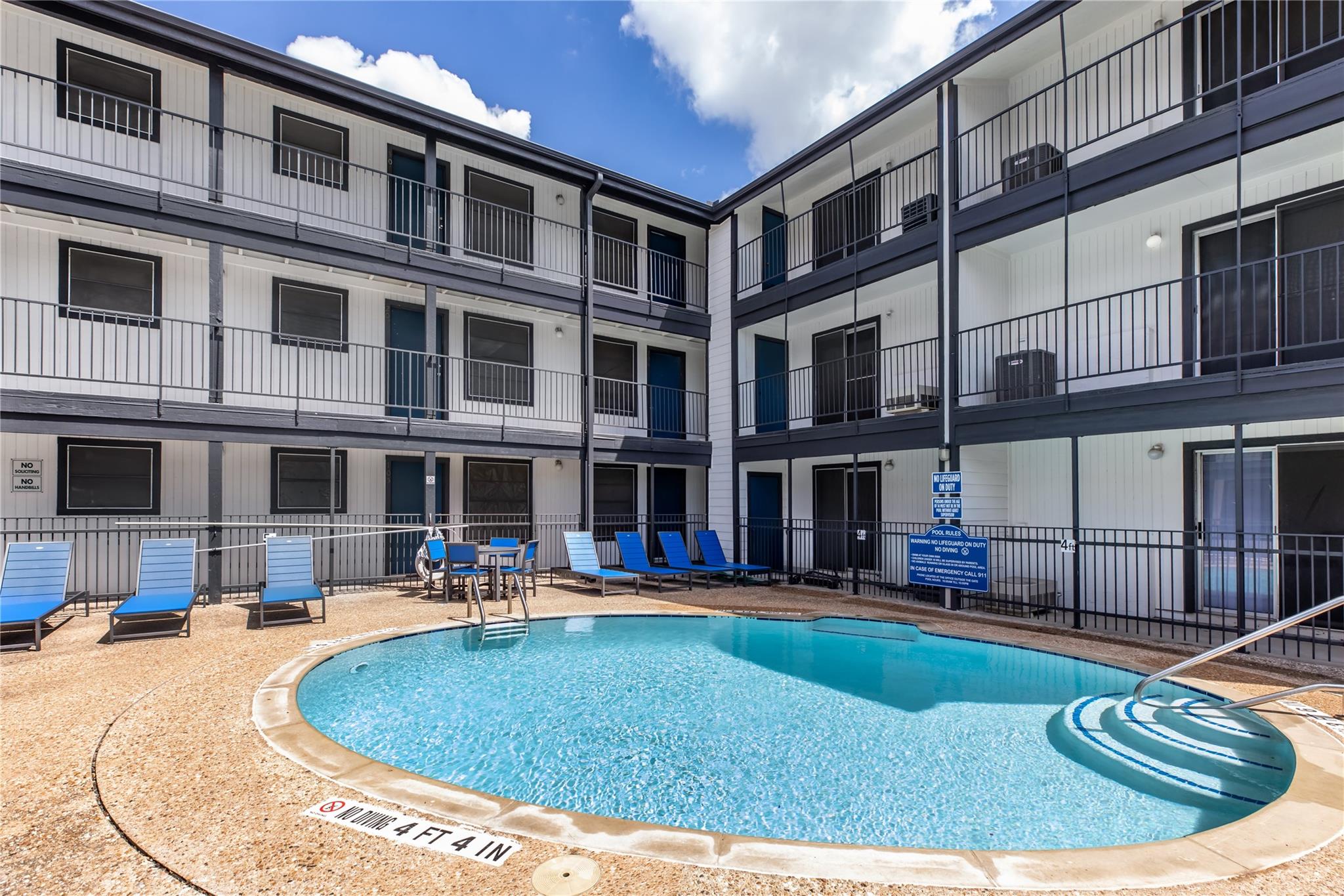 6010 N Lamar Blvd # 201, Austin, TX 78752