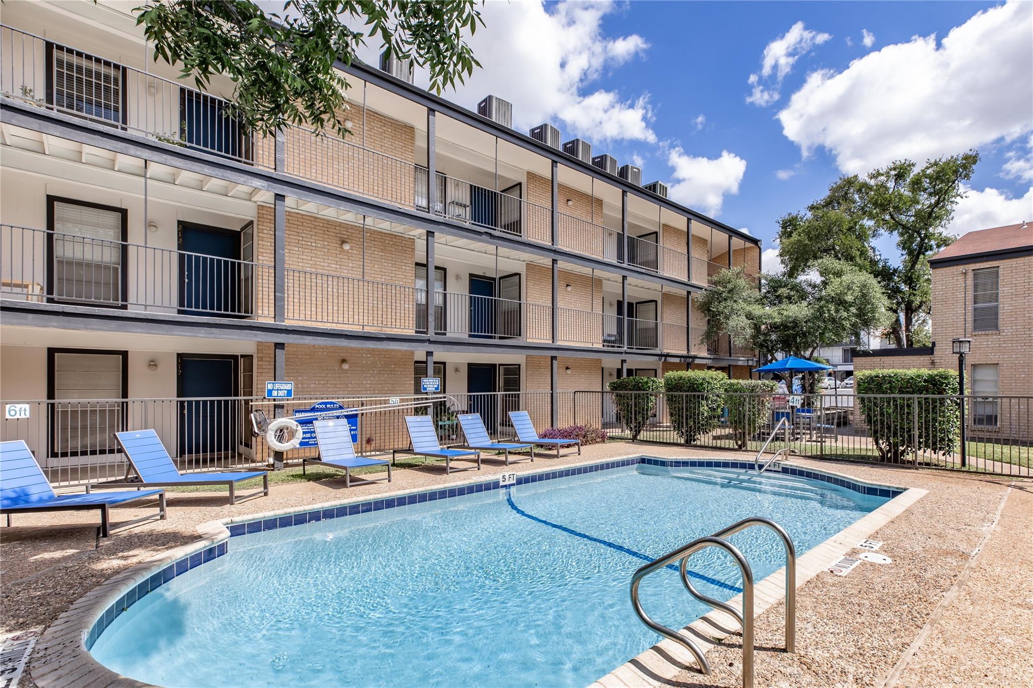 6010 N Lamar Blvd # 201, Austin, TX 78752