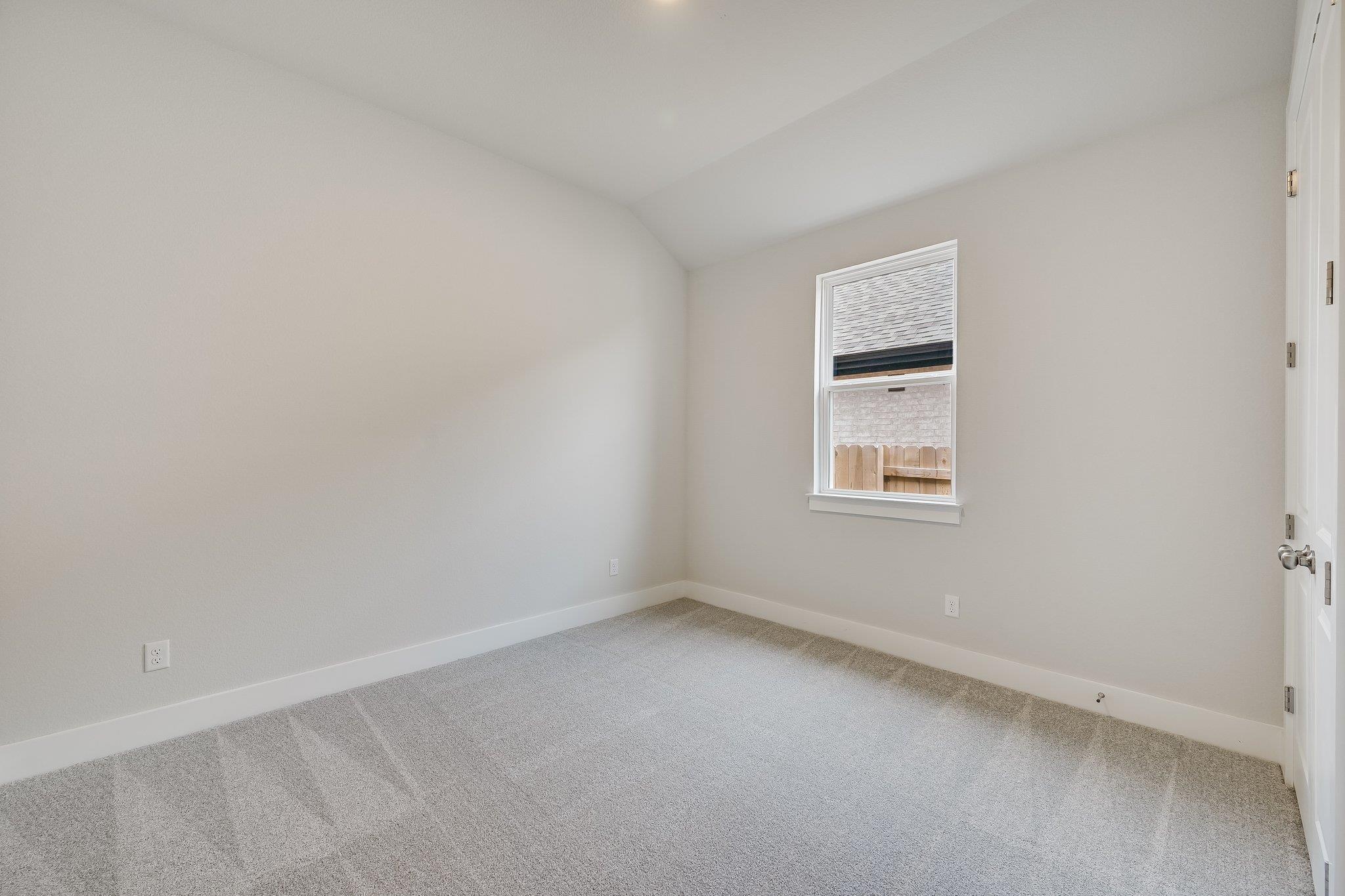 108 Country Cat Ln, San Marcos, TX 78666