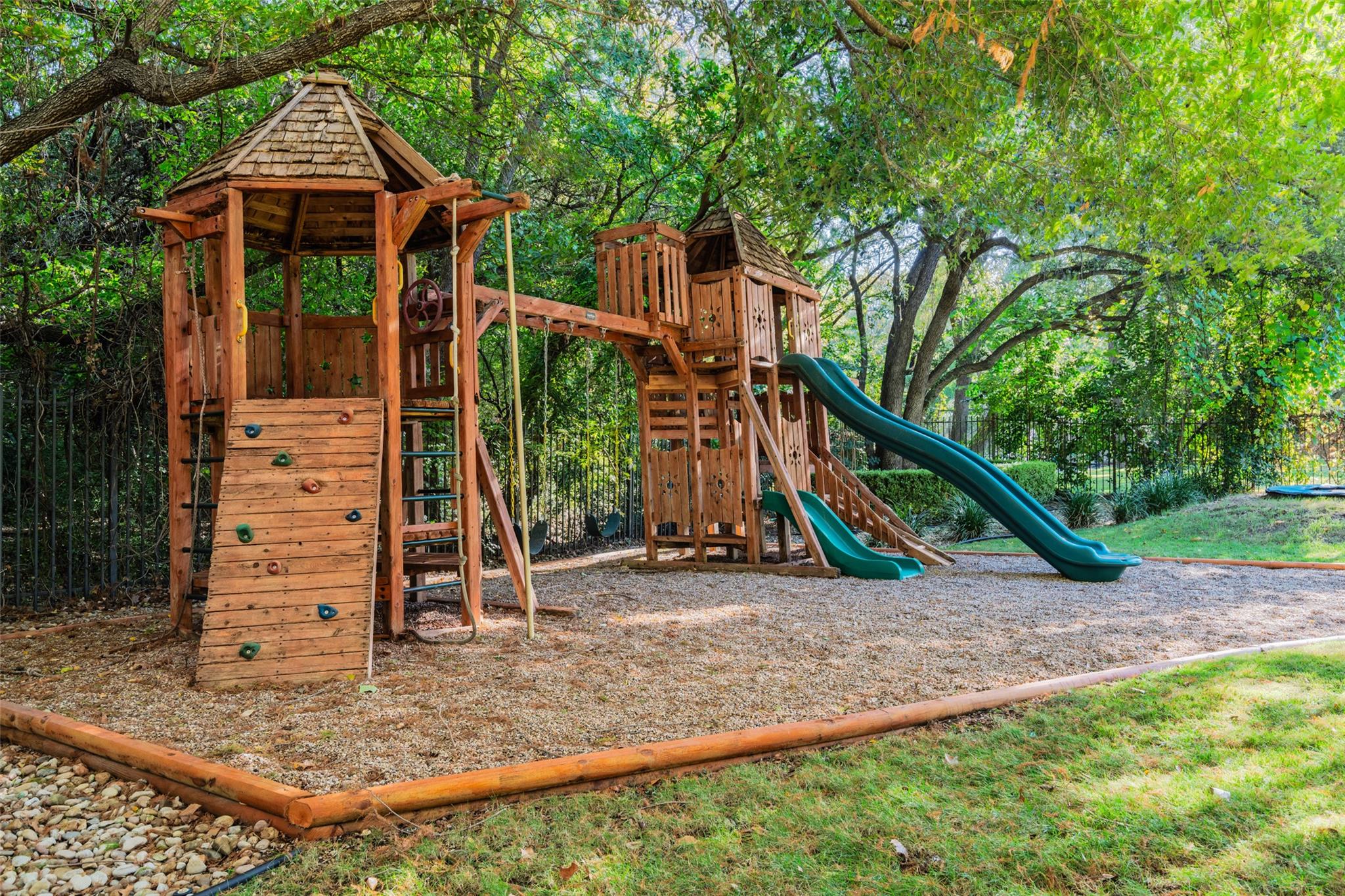 6628 Dogwood Creek Dr, Austin, TX 78746