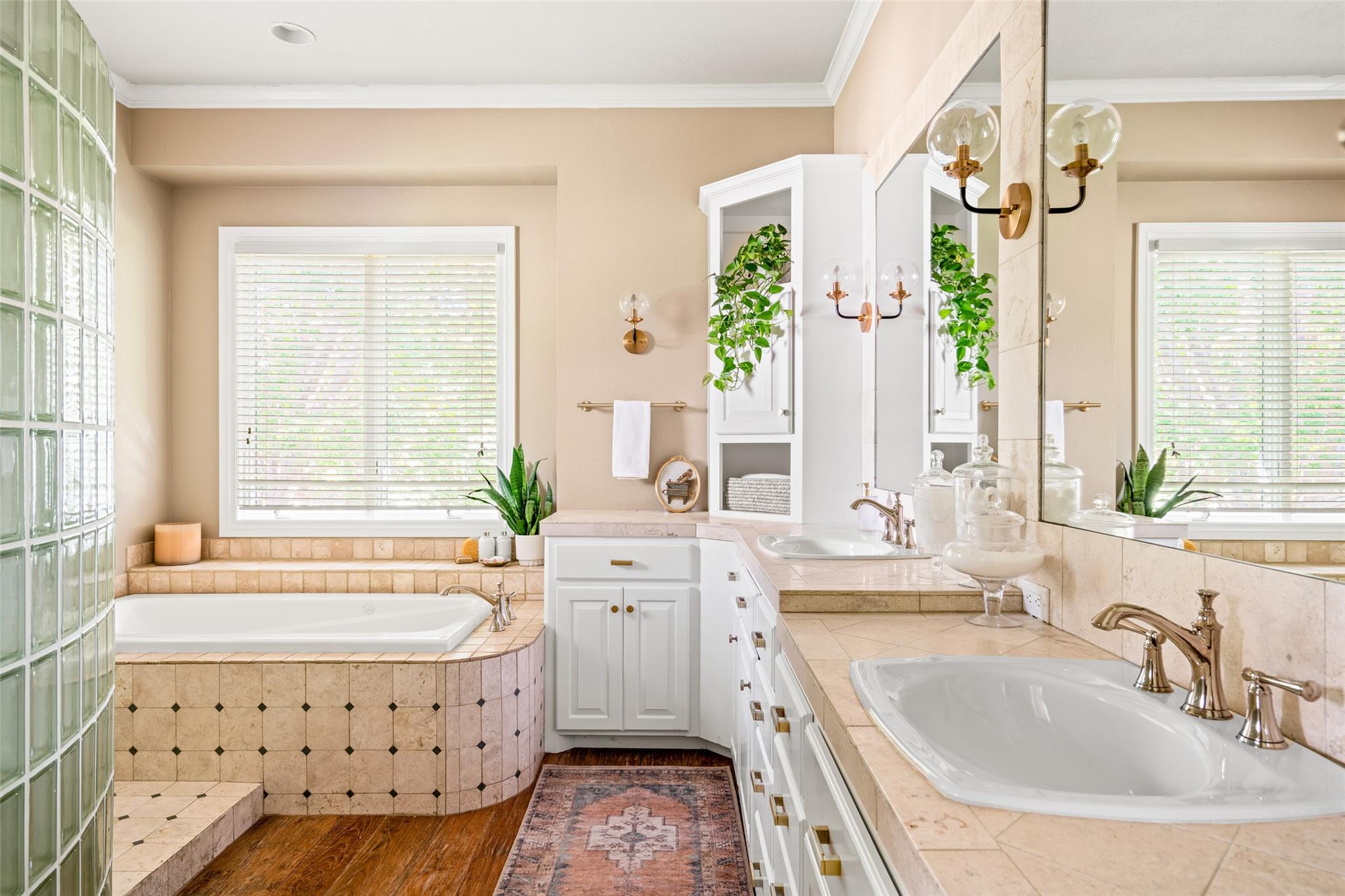 6628 Dogwood Creek Dr, Austin, TX 78746