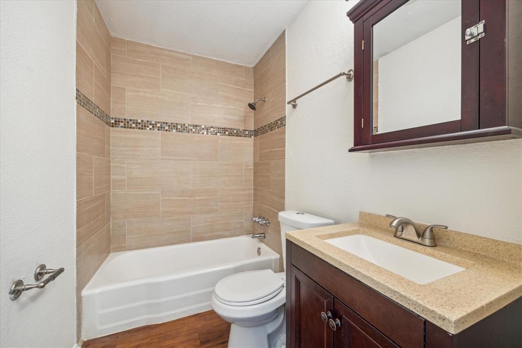 2401 Manor Rd # 232A, Austin, TX 78722