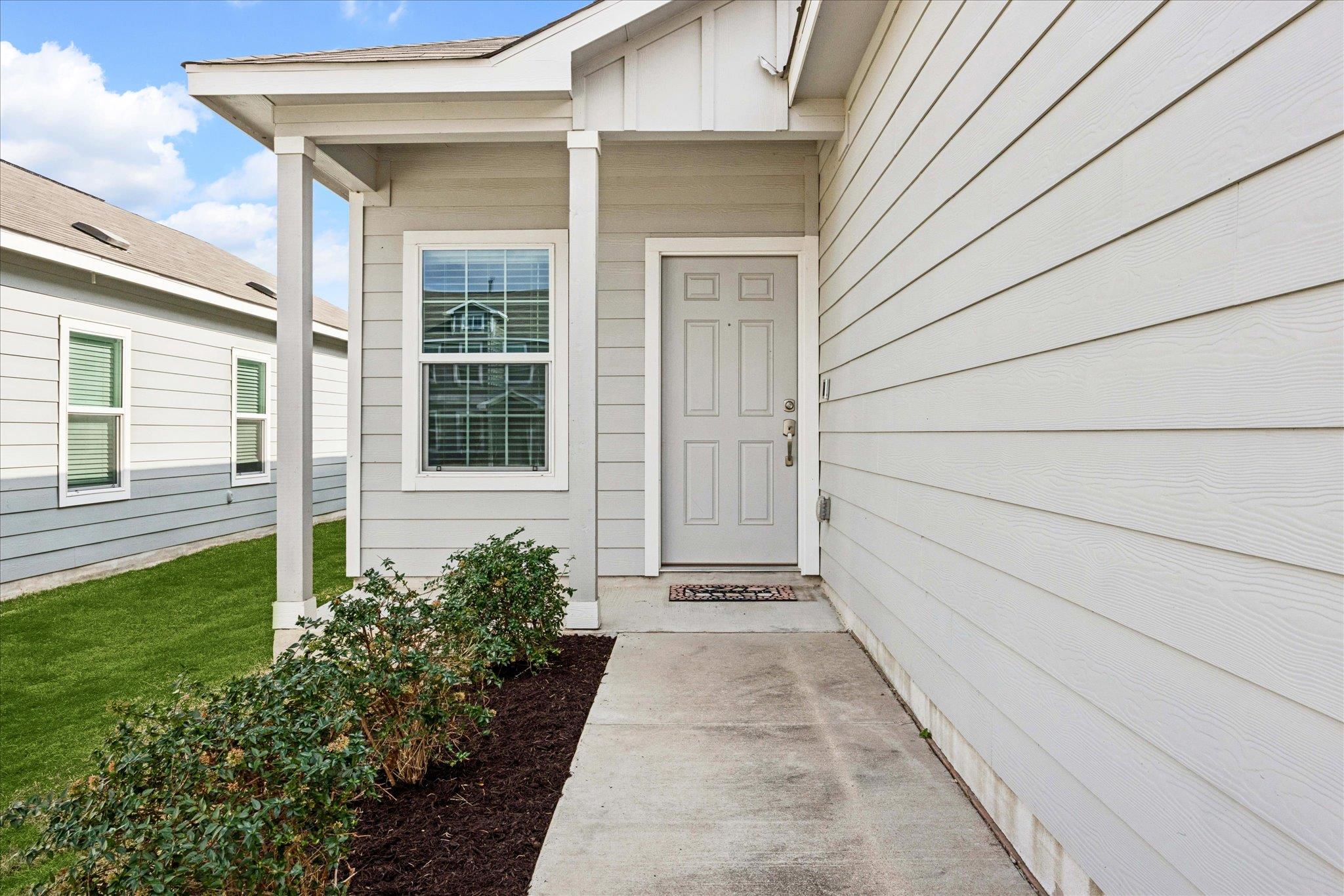 304 Mica Trl, San Marcos, TX 78656