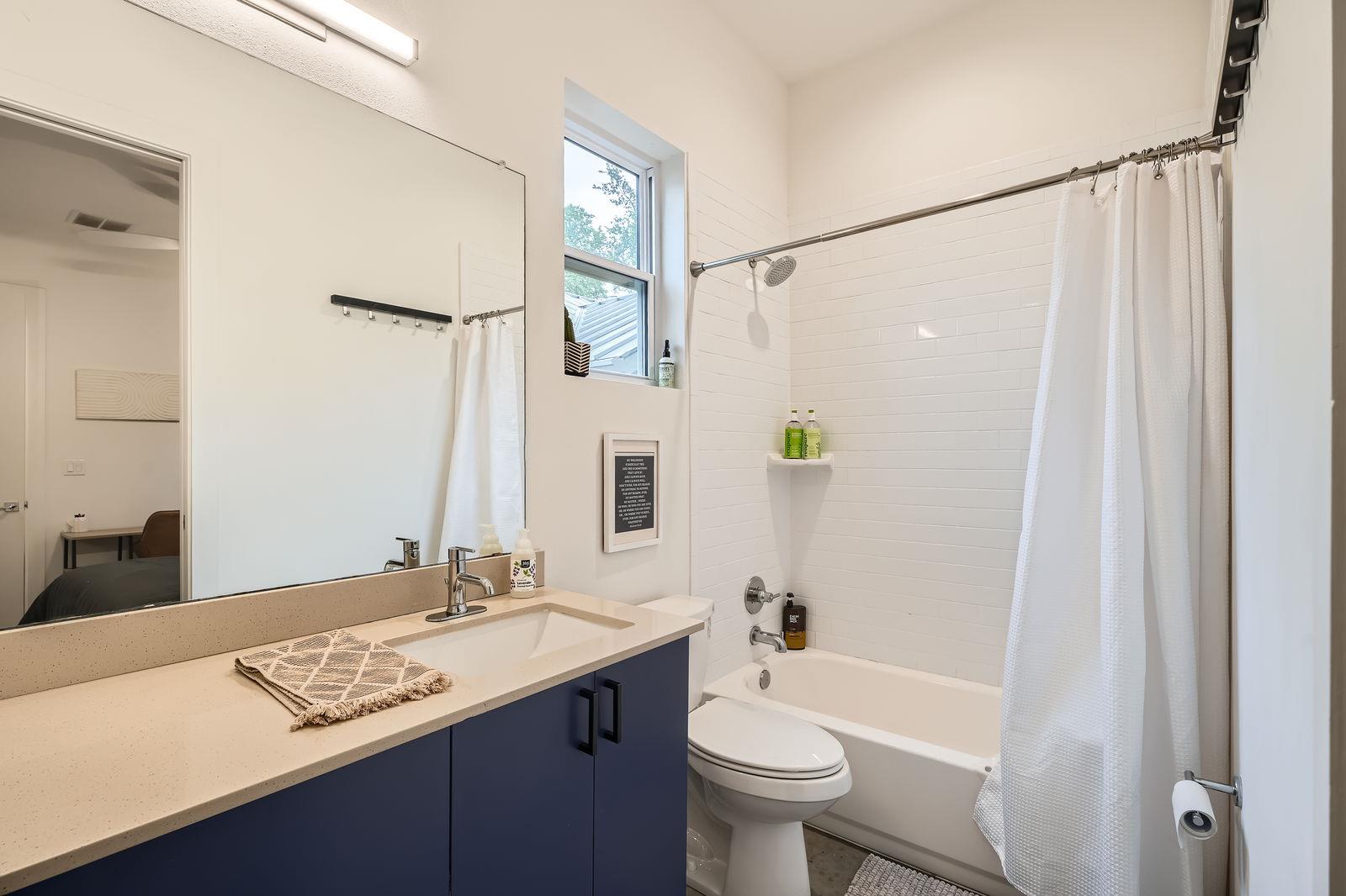 2601 Francisco St # B, Austin, TX 78702