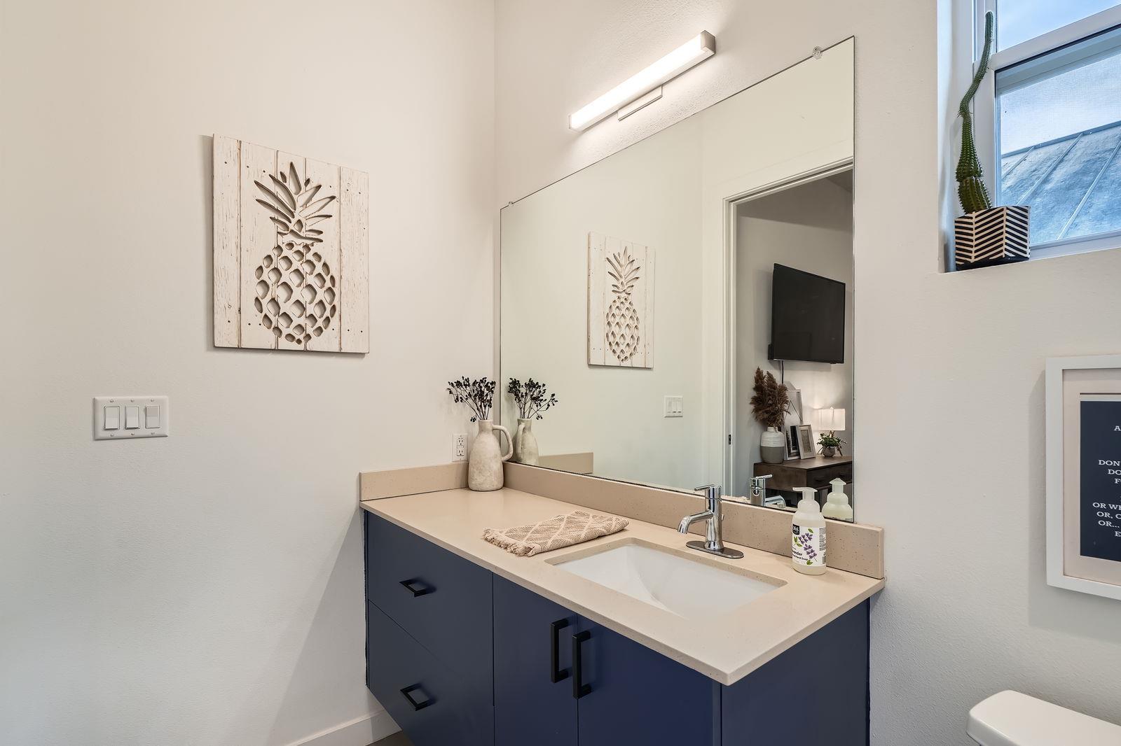 2601 Francisco St # B, Austin, TX 78702