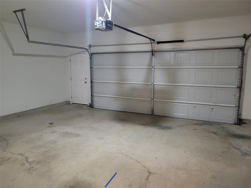 214 Diamond Point Dr, Dripping Springs, TX 78620