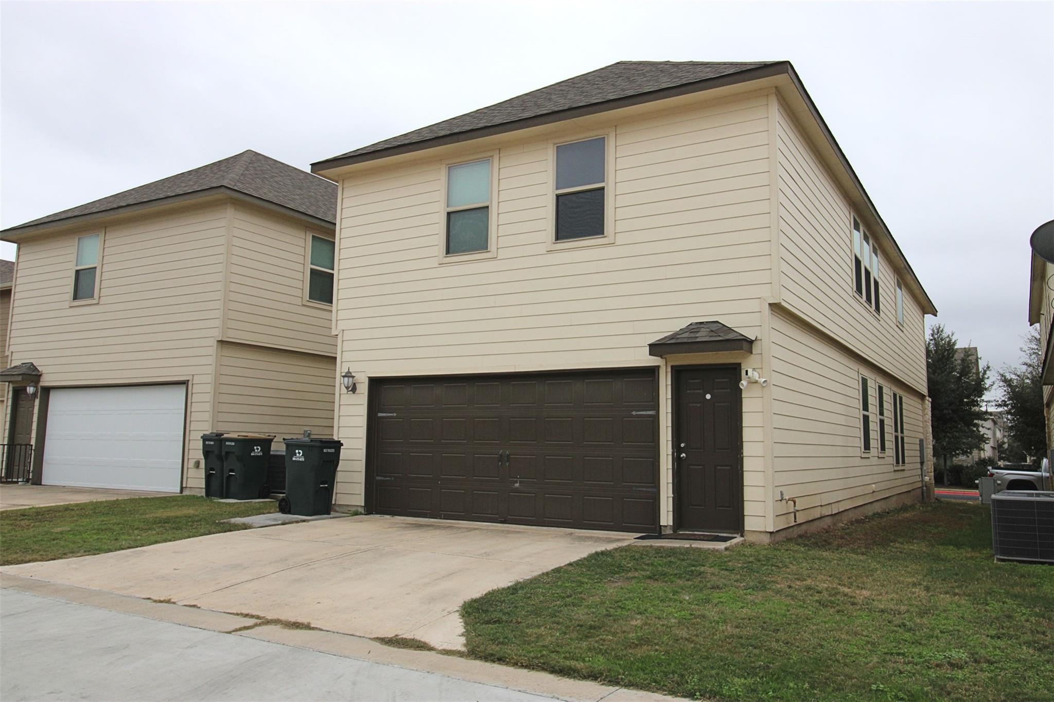 214 Diamond Point Dr, Dripping Springs, TX 78620