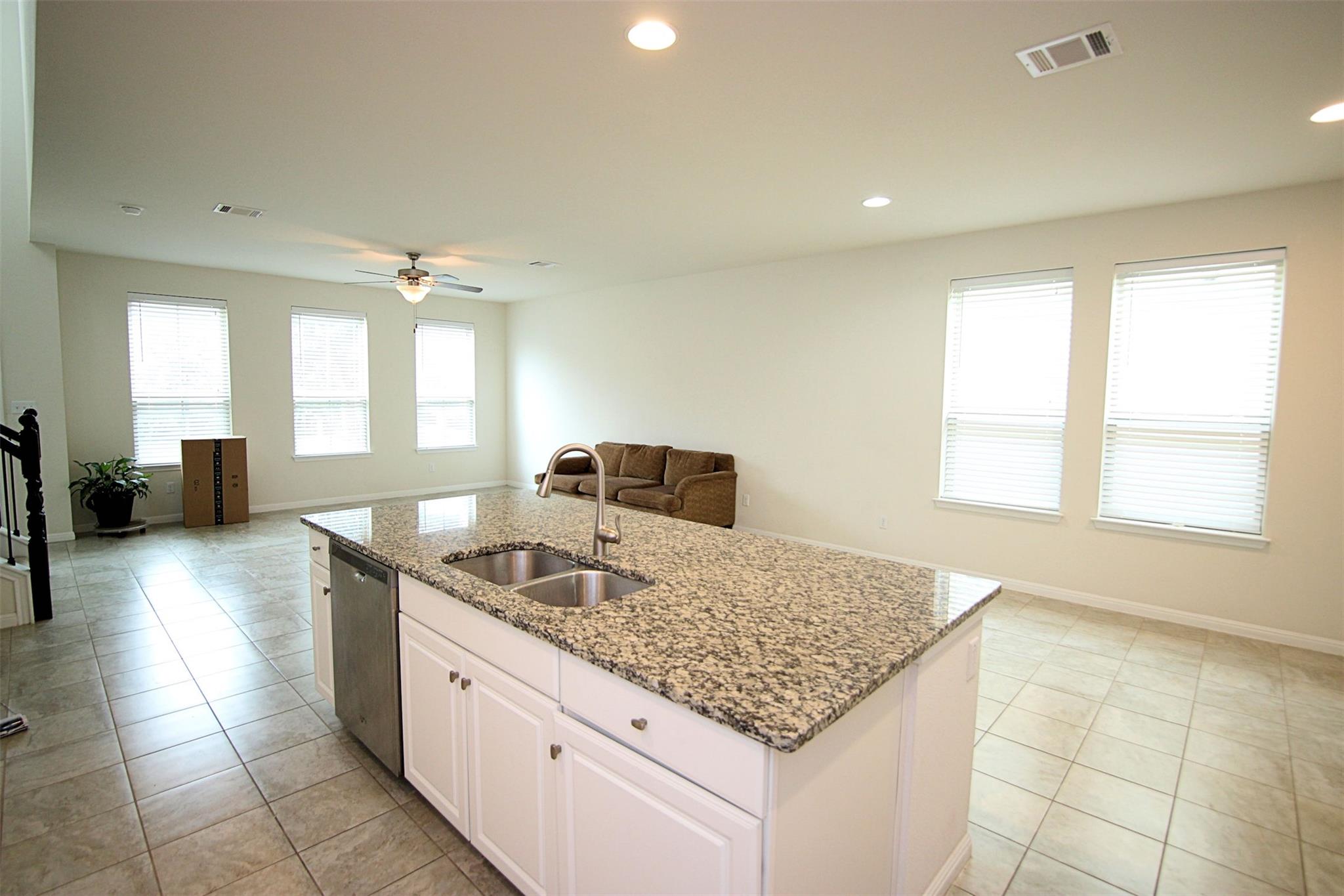 214 Diamond Point Dr, Dripping Springs, TX 78620